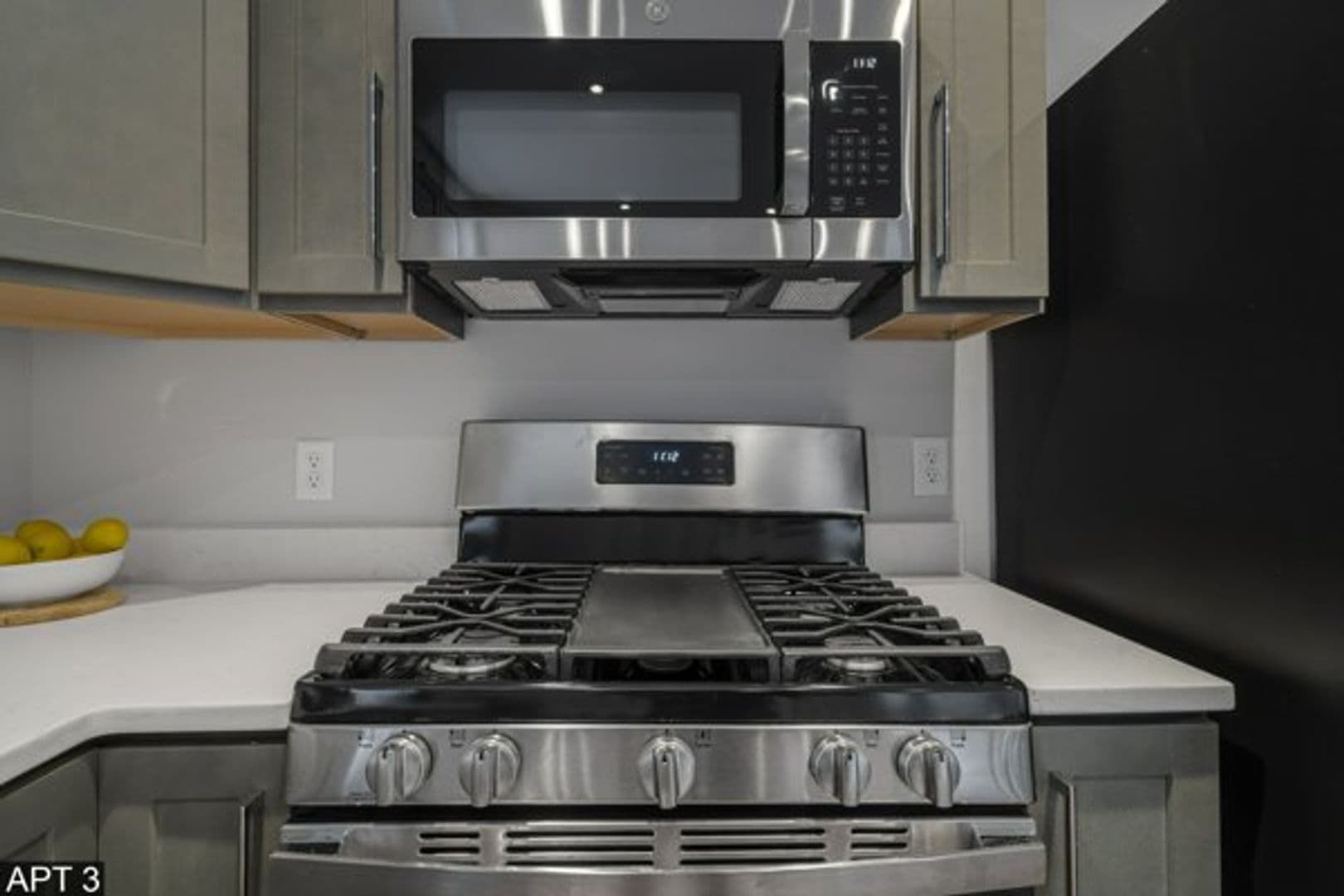 Ithaca Apartment: 308 Stewart Ave