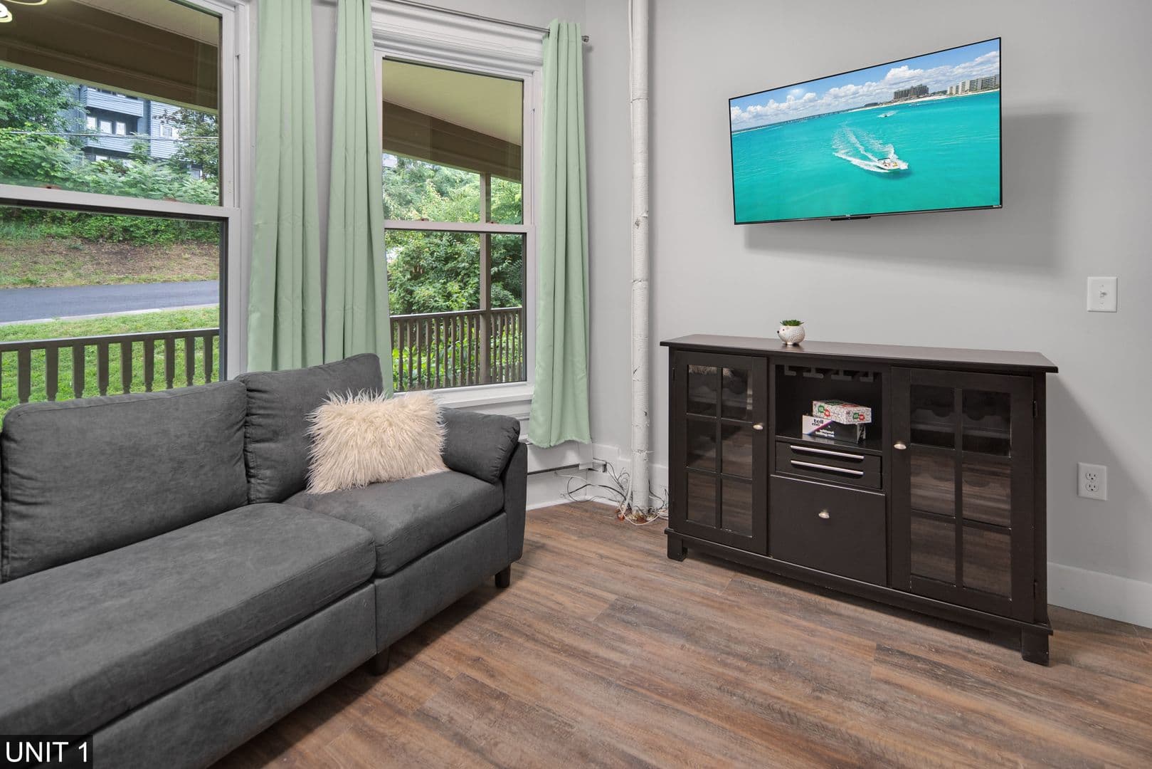 Ithaca Apartment: 710 Stewart Ave
