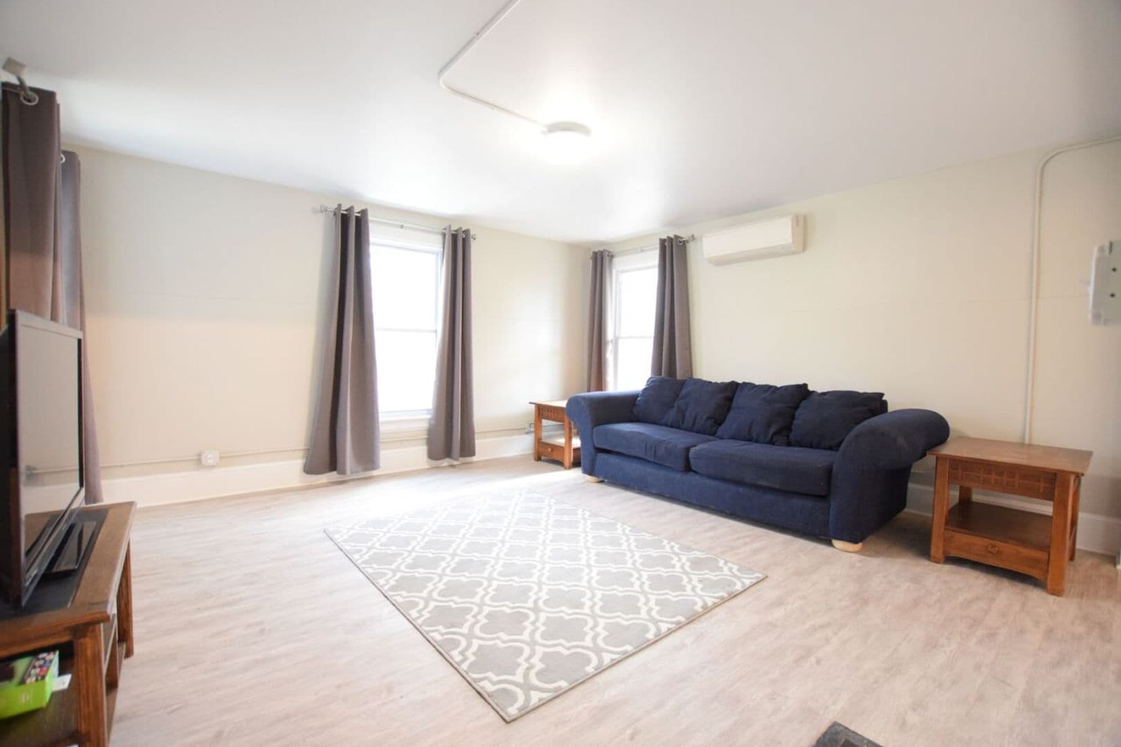 Ithaca Apartment: 1002 N. Aurora St.