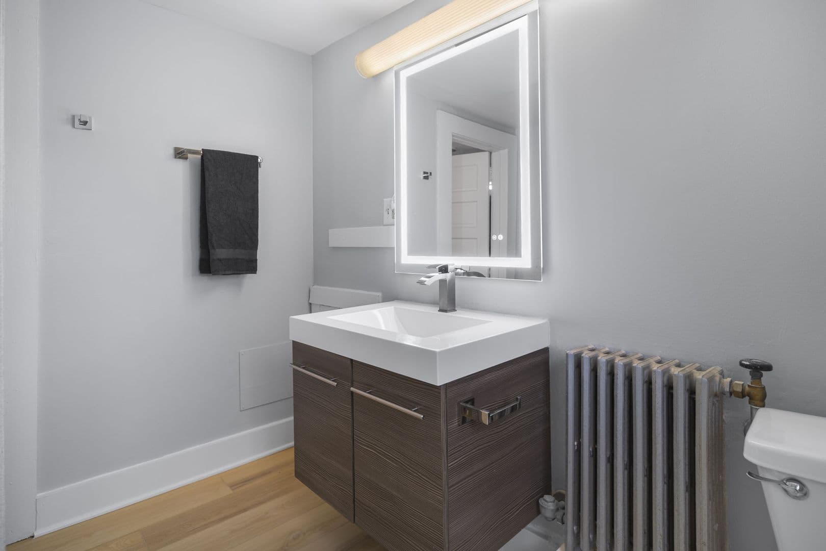 Ithaca Apartment: 104 Harvard Pl