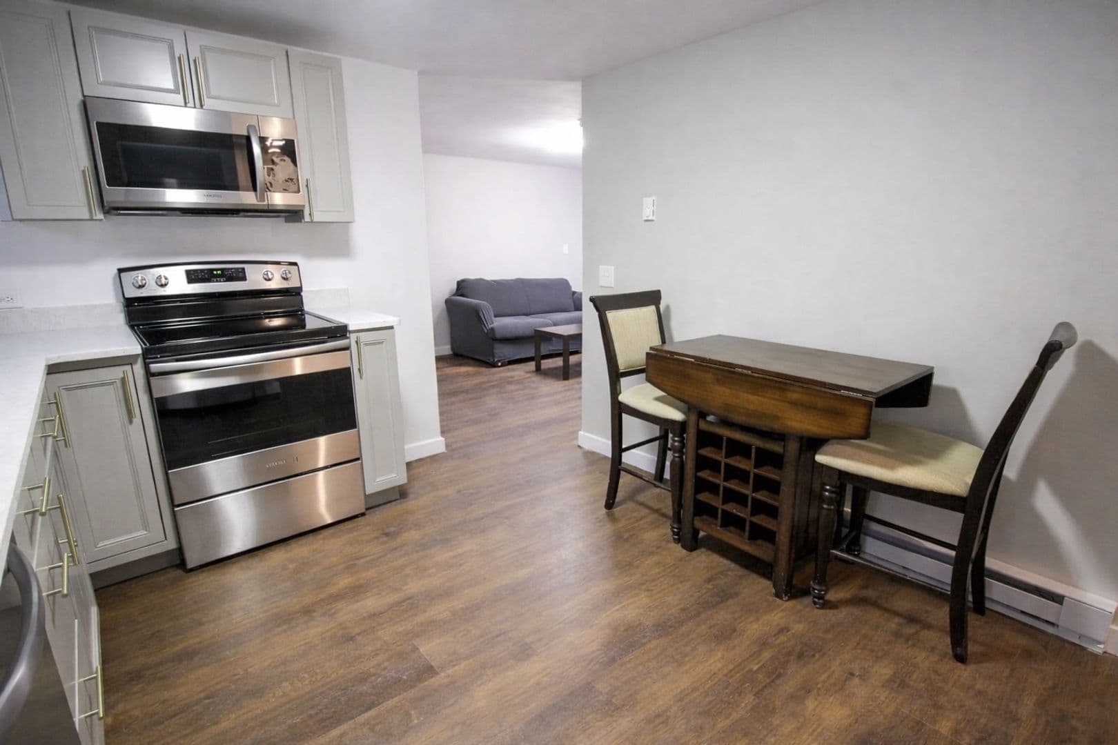 Ithaca Apartment: 230 Bryant Ave