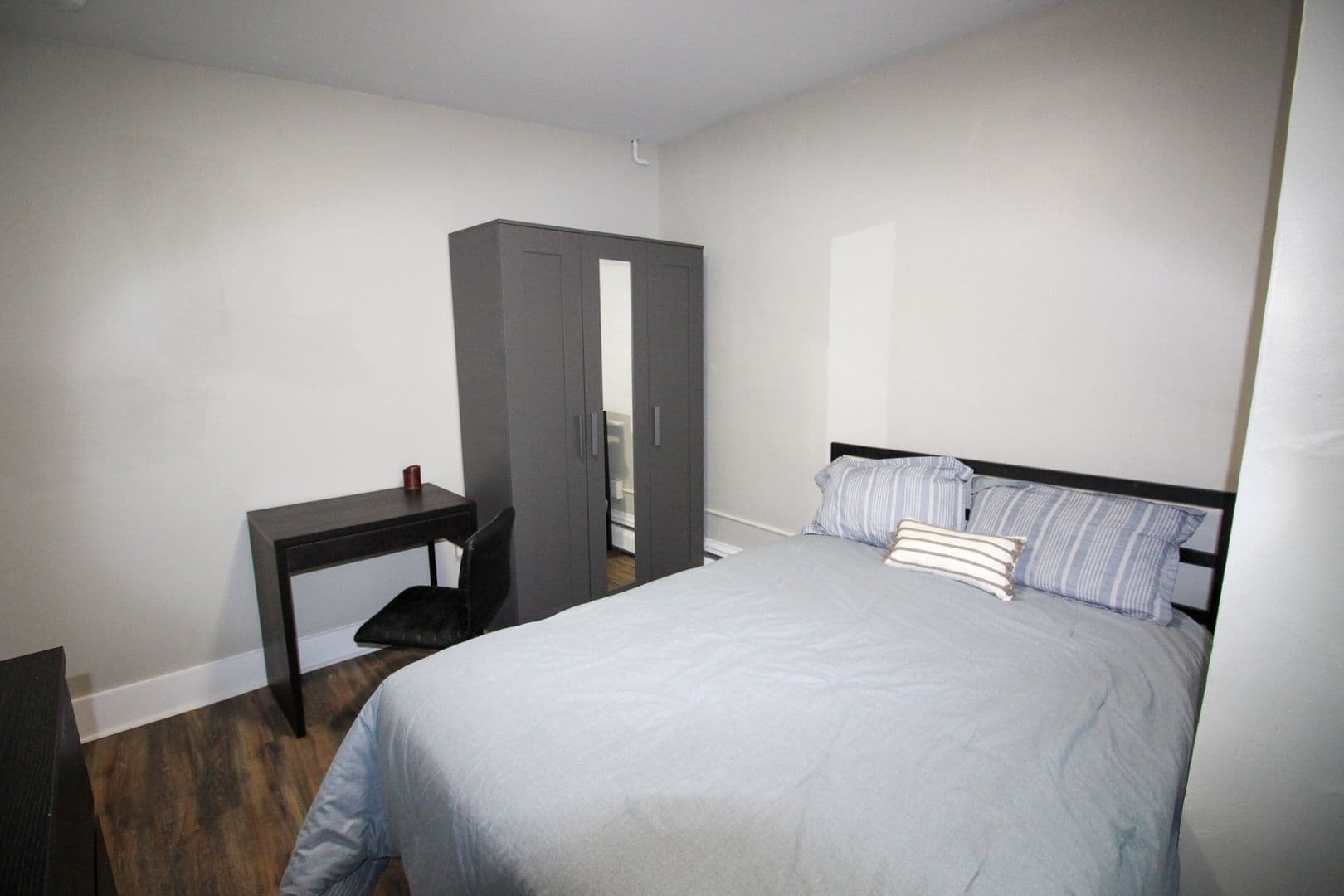 Ithaca Apartment: 522 Stewart Ave