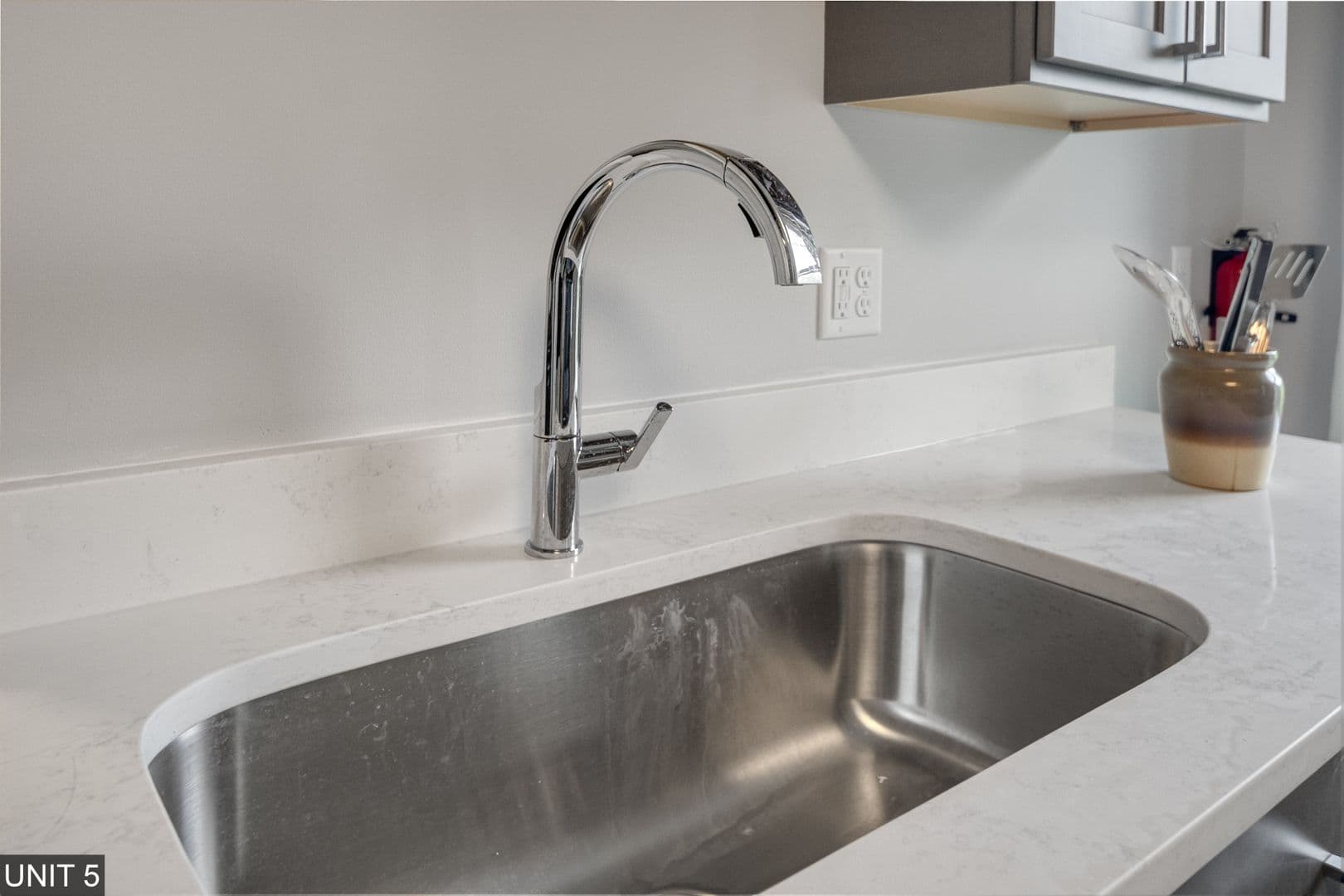 Ithaca Apartment: 710 Stewart Ave