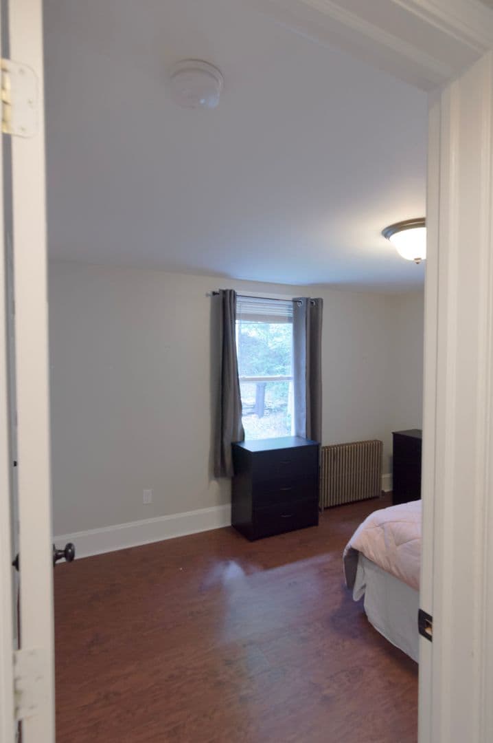 Ithaca Apartment: 217 Columbia St.