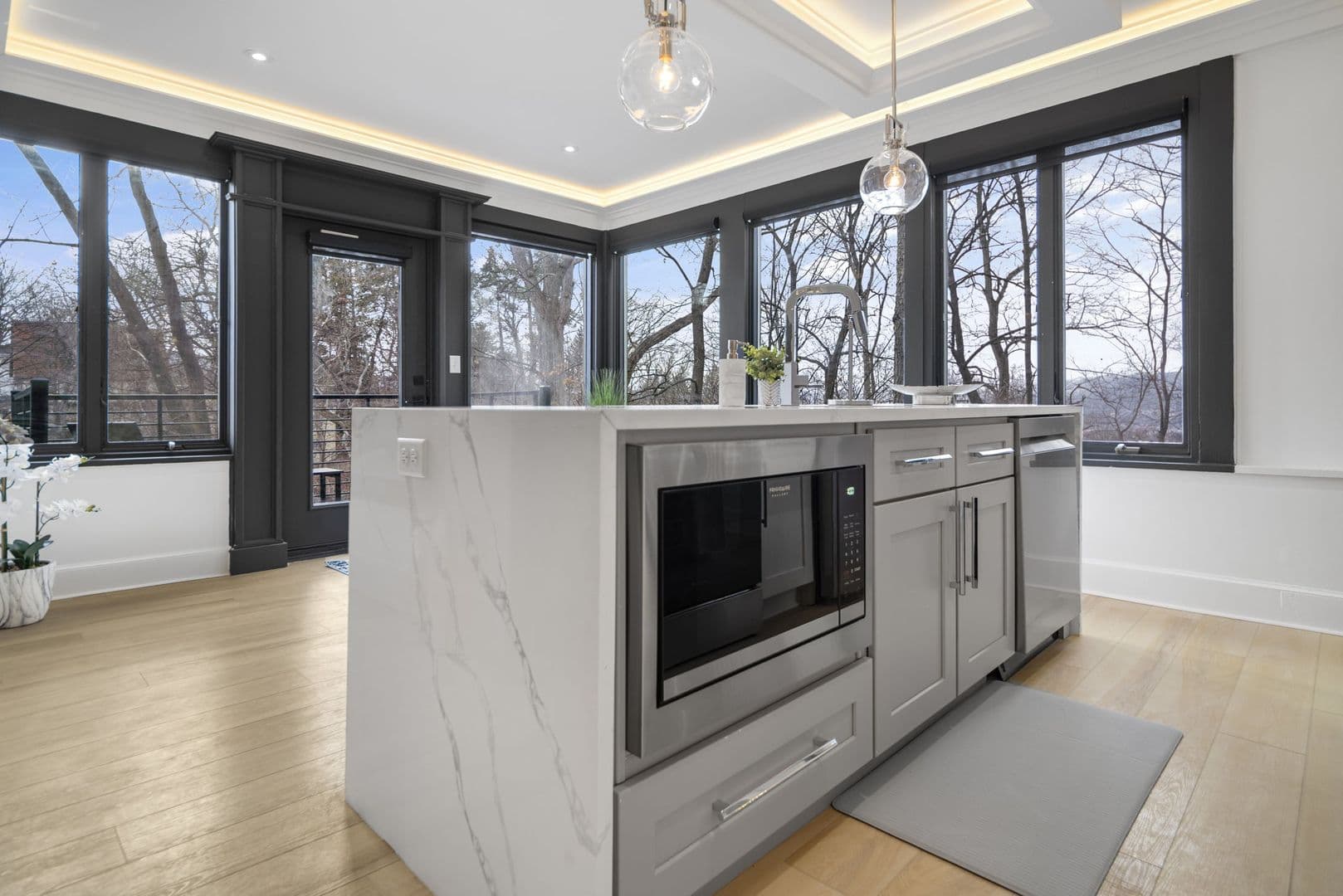 Ithaca Apartment: 504 Stewart Ave