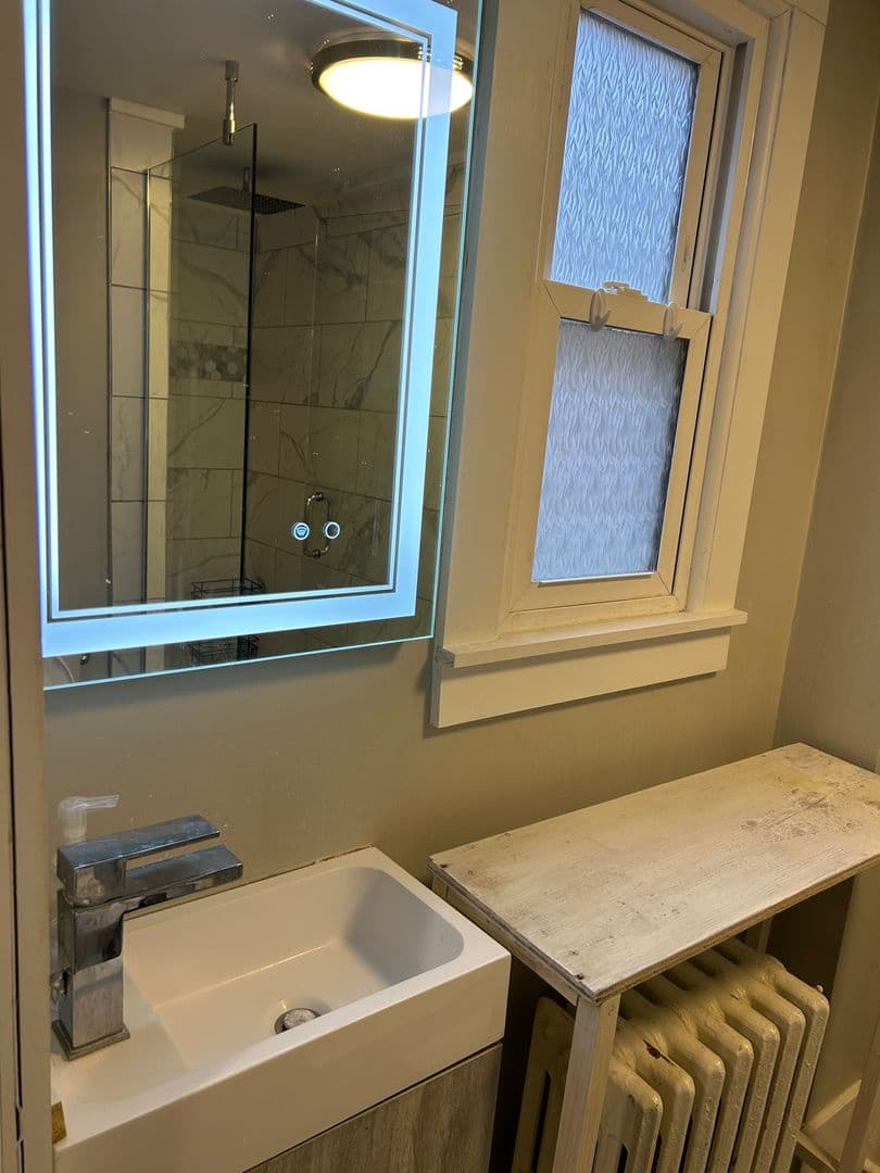 Ithaca Apartment: 613 E State St