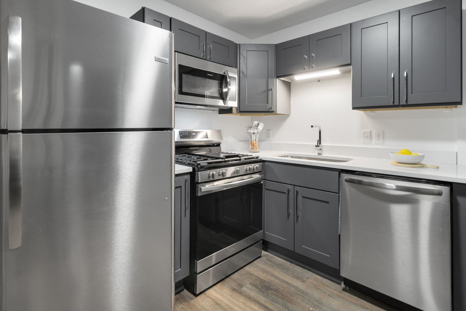 Ithaca Apartment: 518 Linn St
