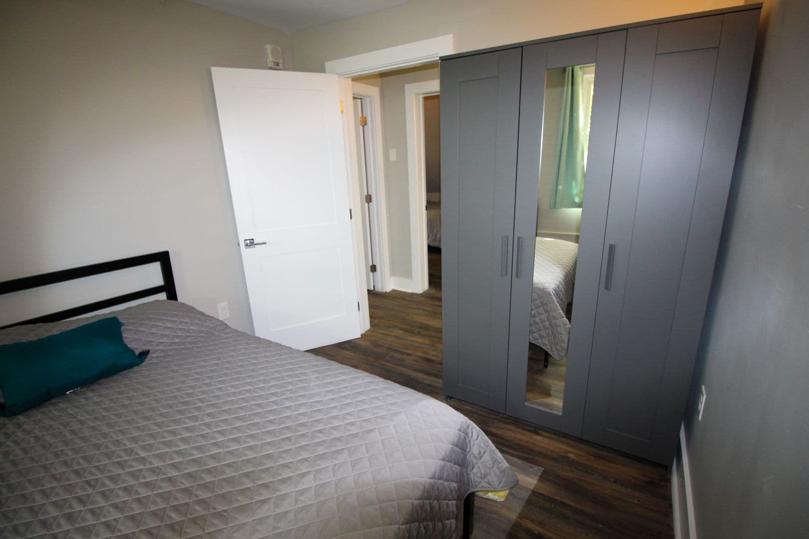 Ithaca Apartment: 522 Stewart Ave