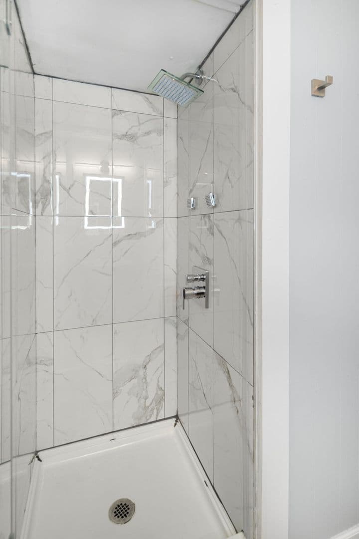 Ithaca Apartment: 210 Delaware Ave