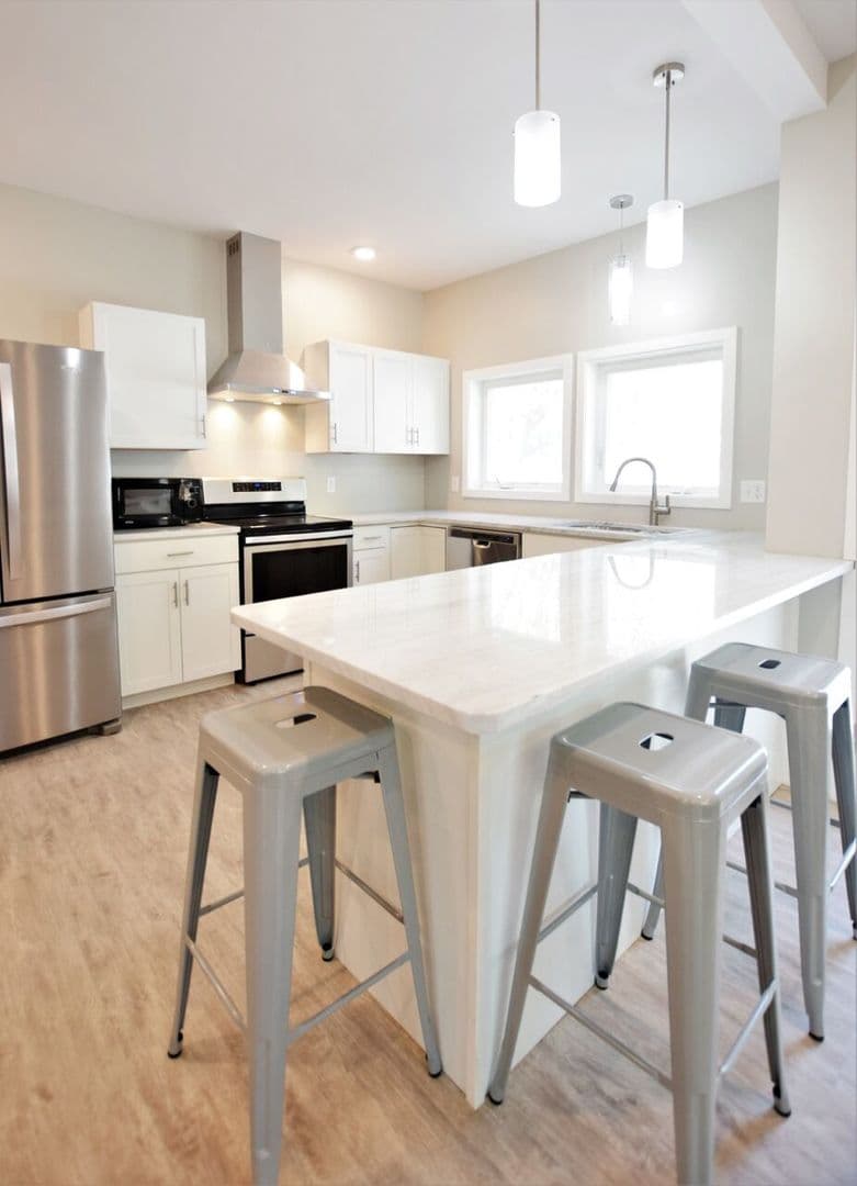 Ithaca Apartment: 217 Columbia St.