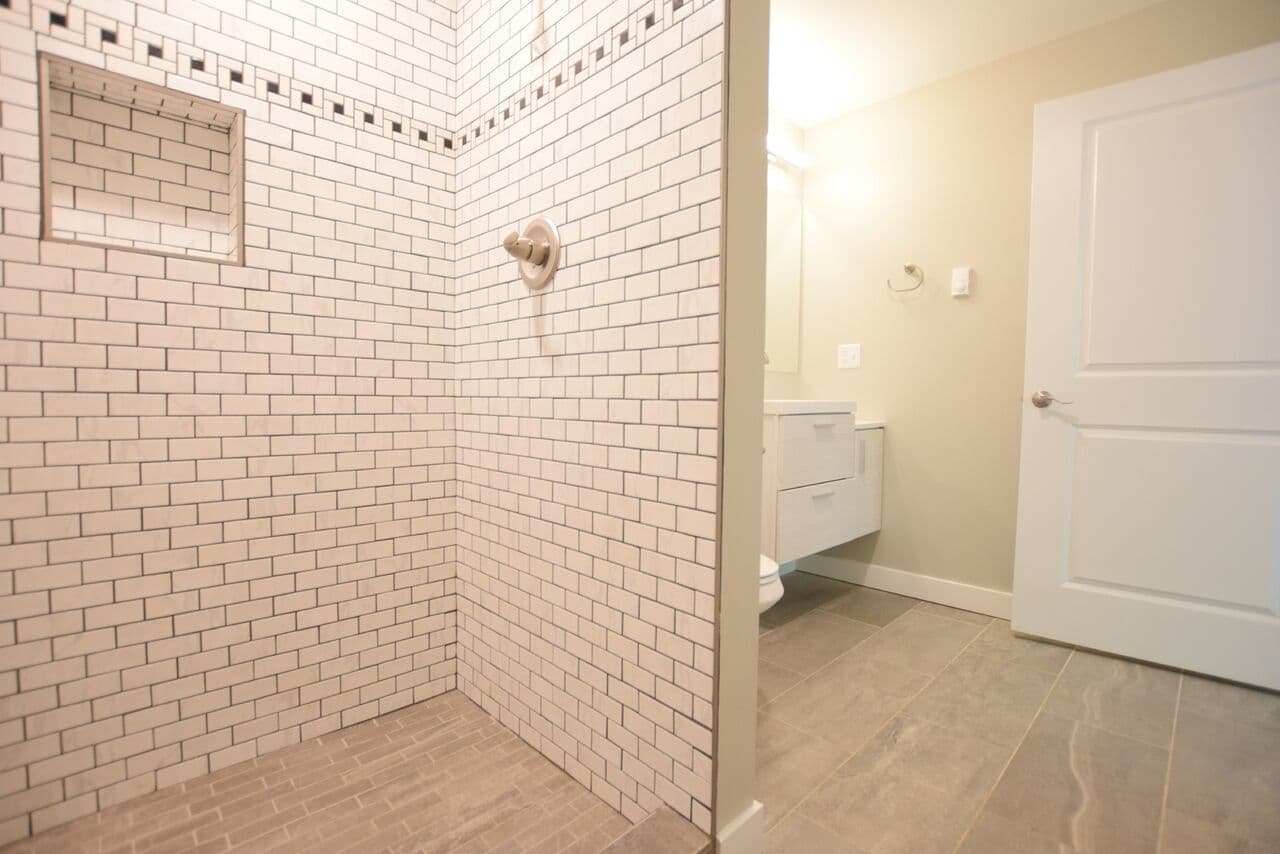 Ithaca Apartment: 217 Columbia St.