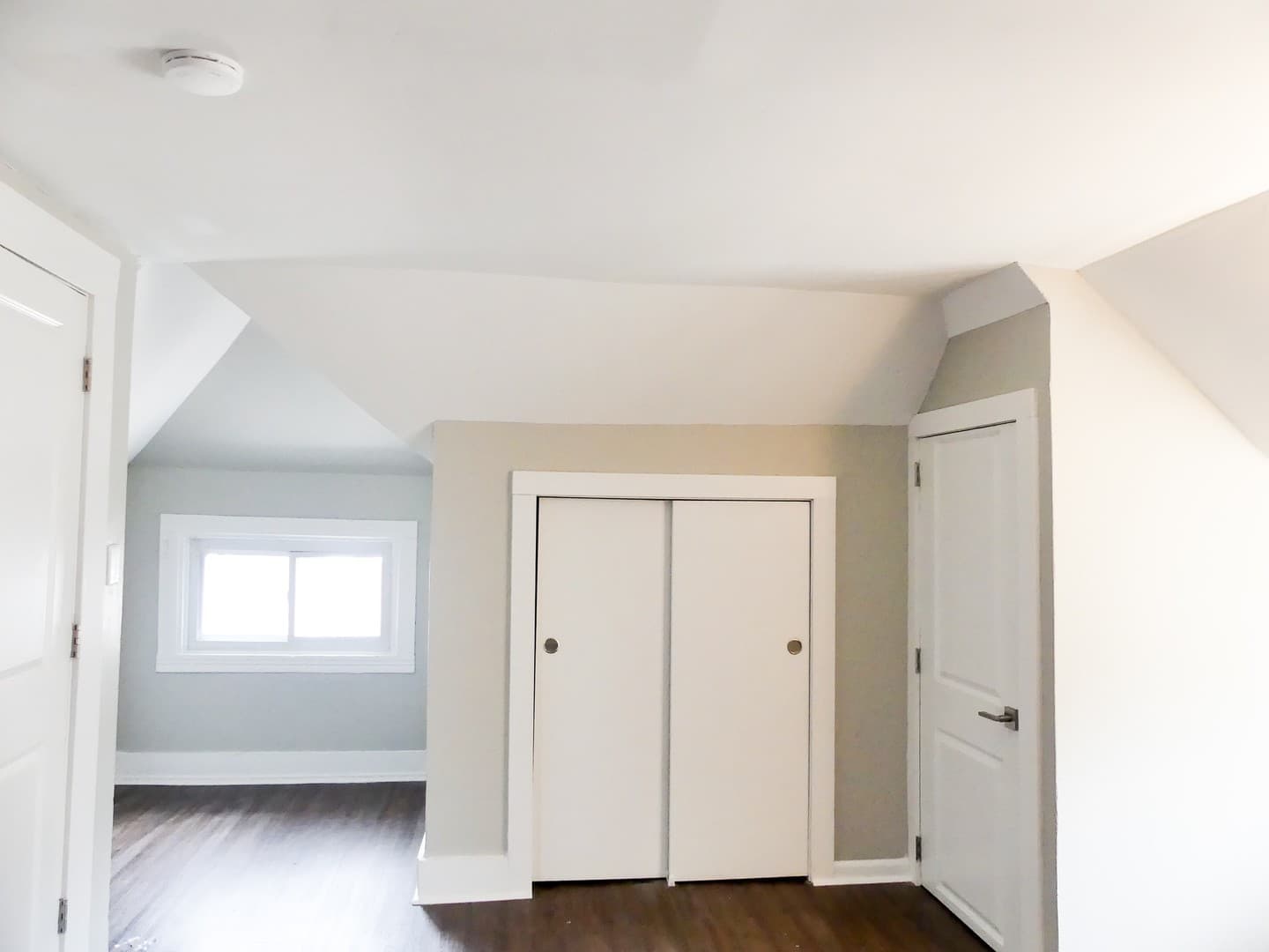 Ithaca Apartment: 144 Linn St.