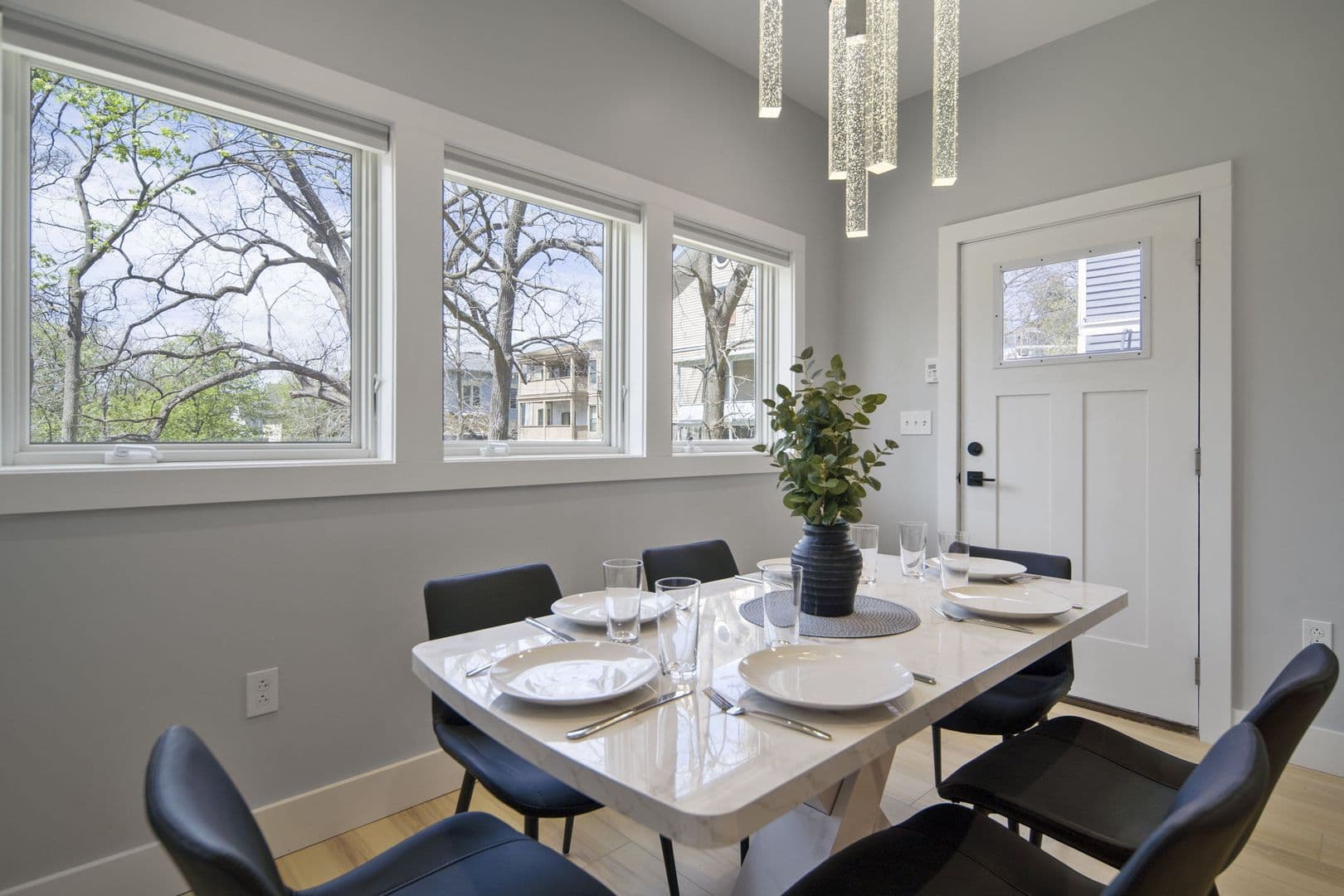 Ithaca Apartment: 601 E State St