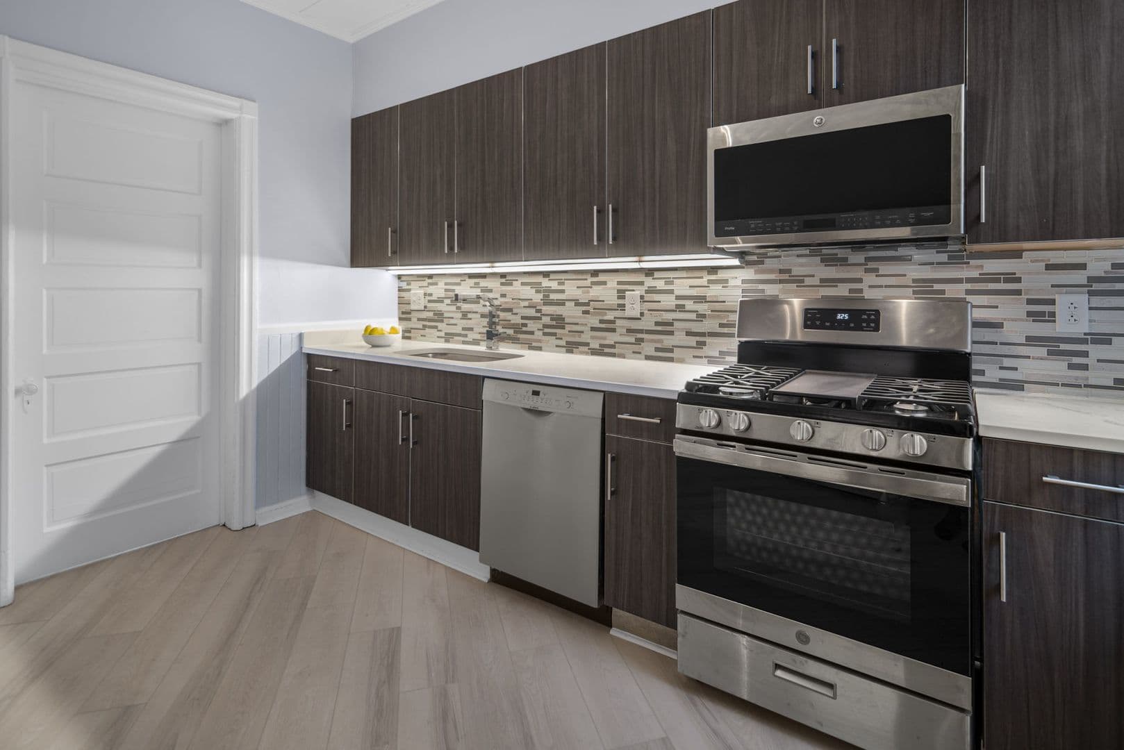 Ithaca Apartment: 702 E State St