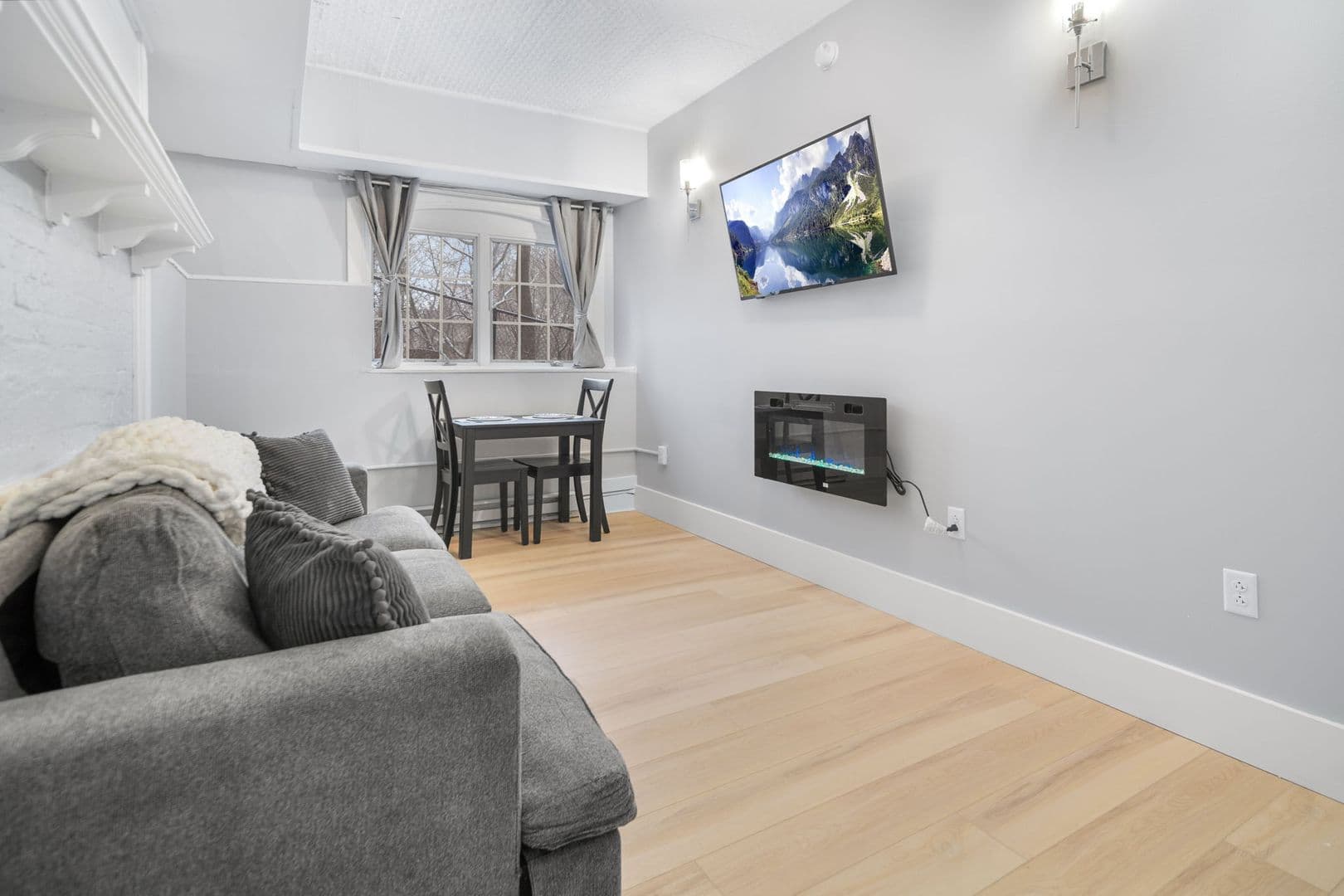 Ithaca Apartment: 504 Stewart Ave