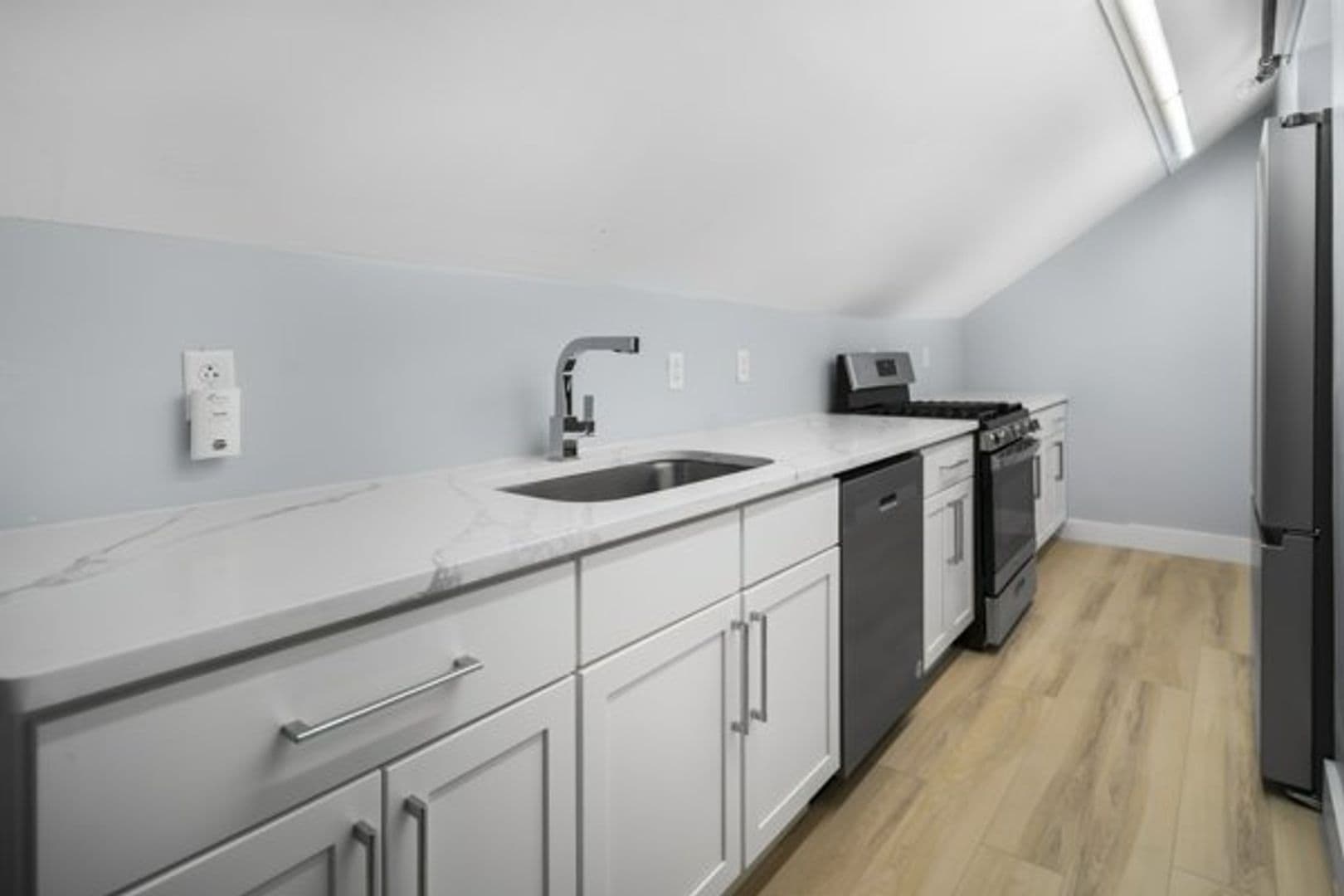 Ithaca Apartment: 504 Stewart Ave