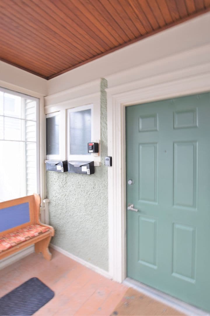 Ithaca Apartment: 306 Bryant Ave