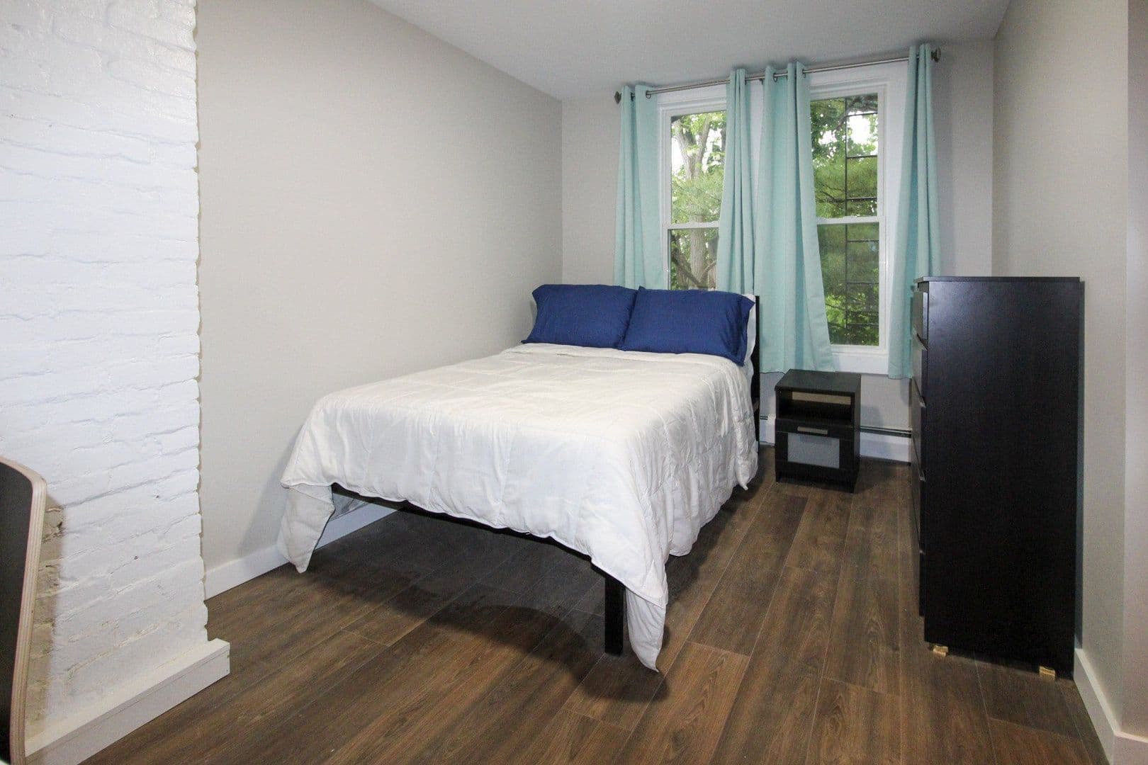 Ithaca Apartment: 522 Stewart Ave