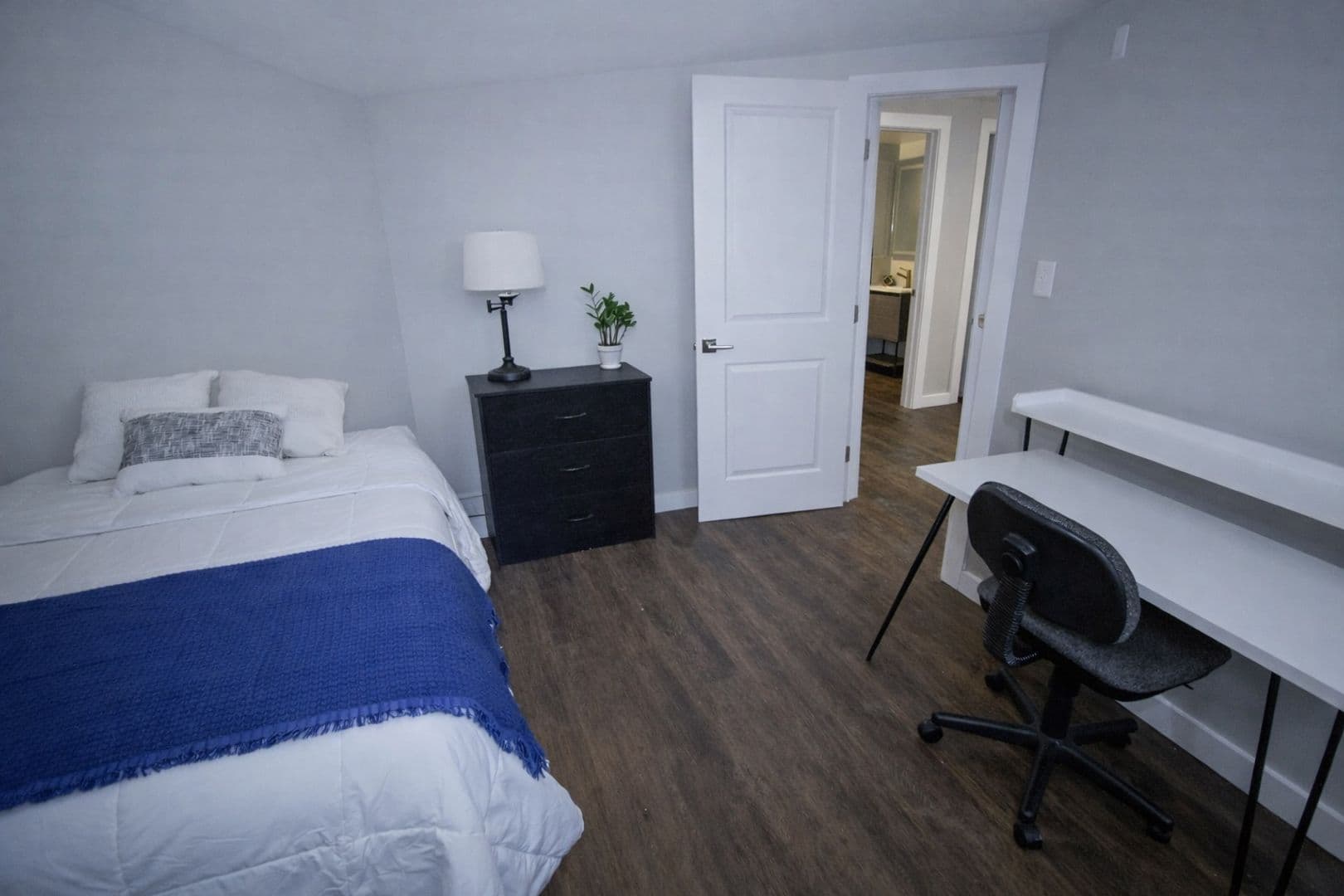 Ithaca Apartment: 230 Bryant Ave