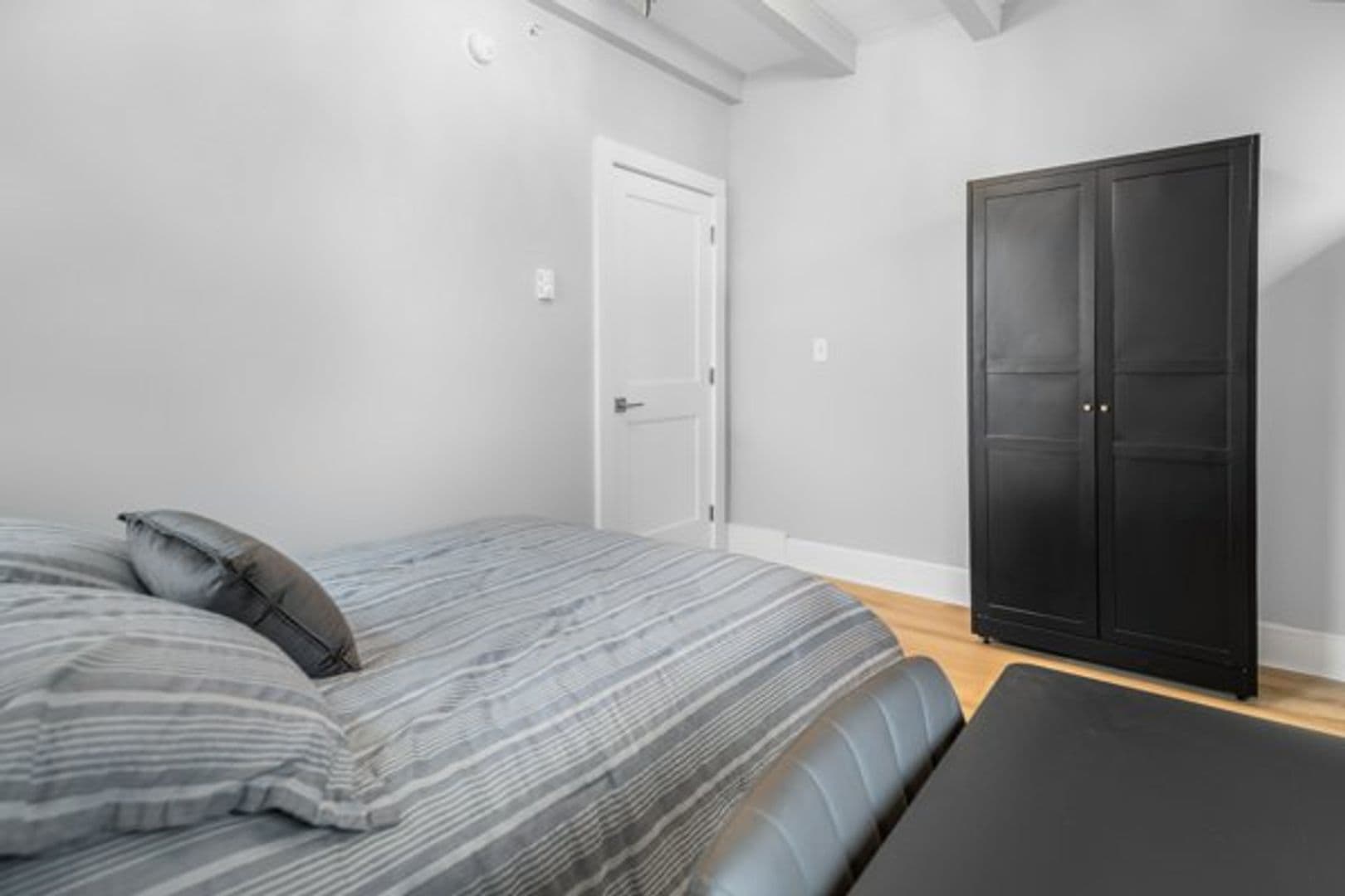 Ithaca Apartment: 504 Stewart Ave