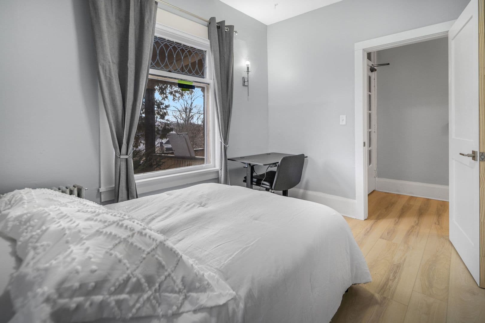 Ithaca Apartment: 104 Harvard Pl