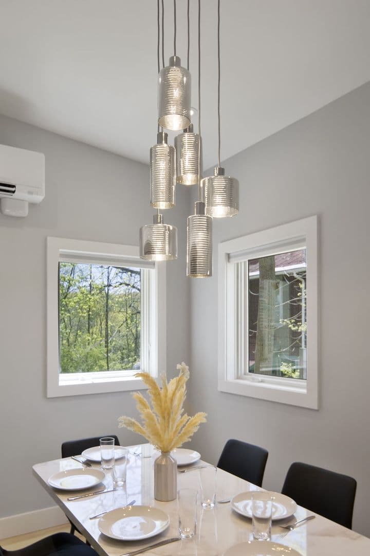 Ithaca Apartment: 601 E State St