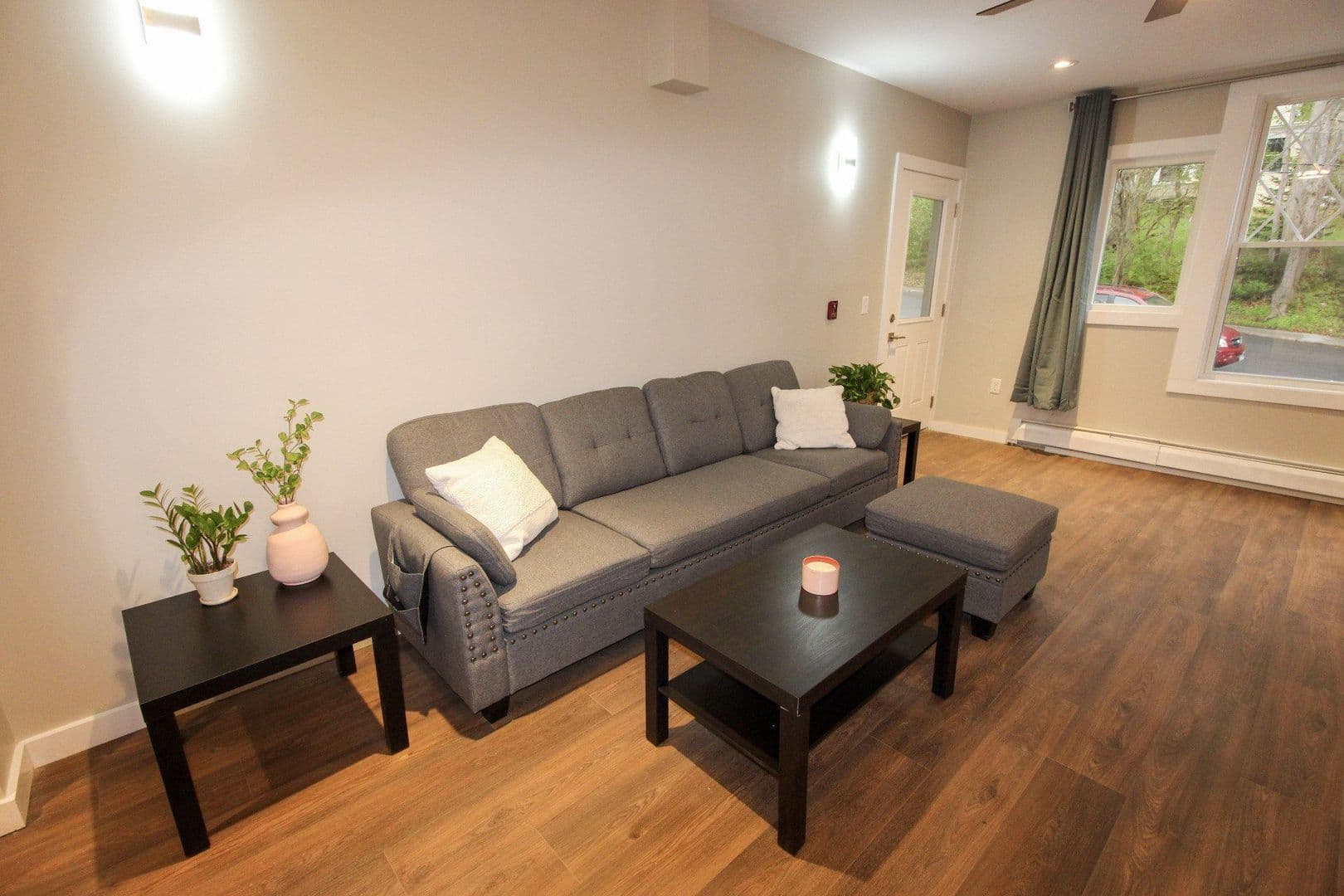 Ithaca Apartment: 522 Stewart Ave