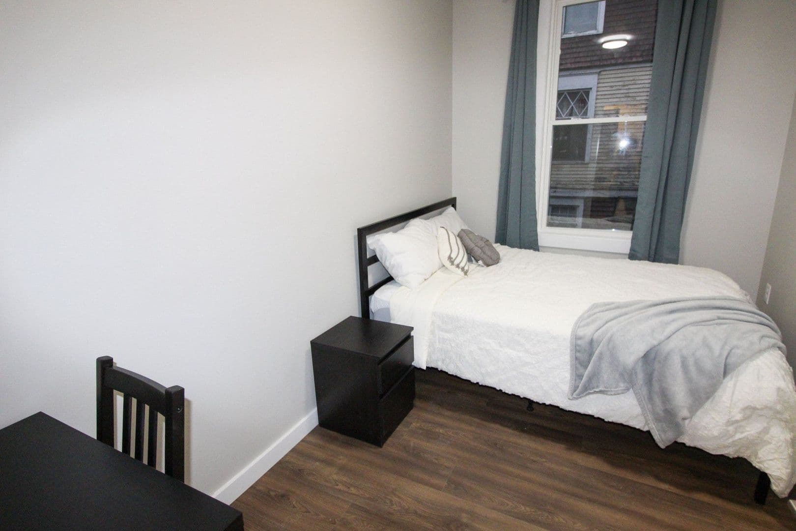 Ithaca Apartment: 522 Stewart Ave