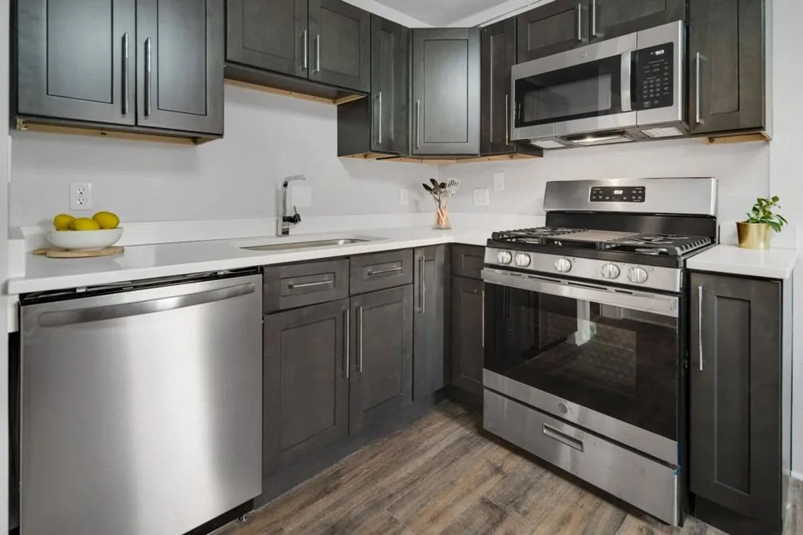 Ithaca Apartment: 105 Highland Place