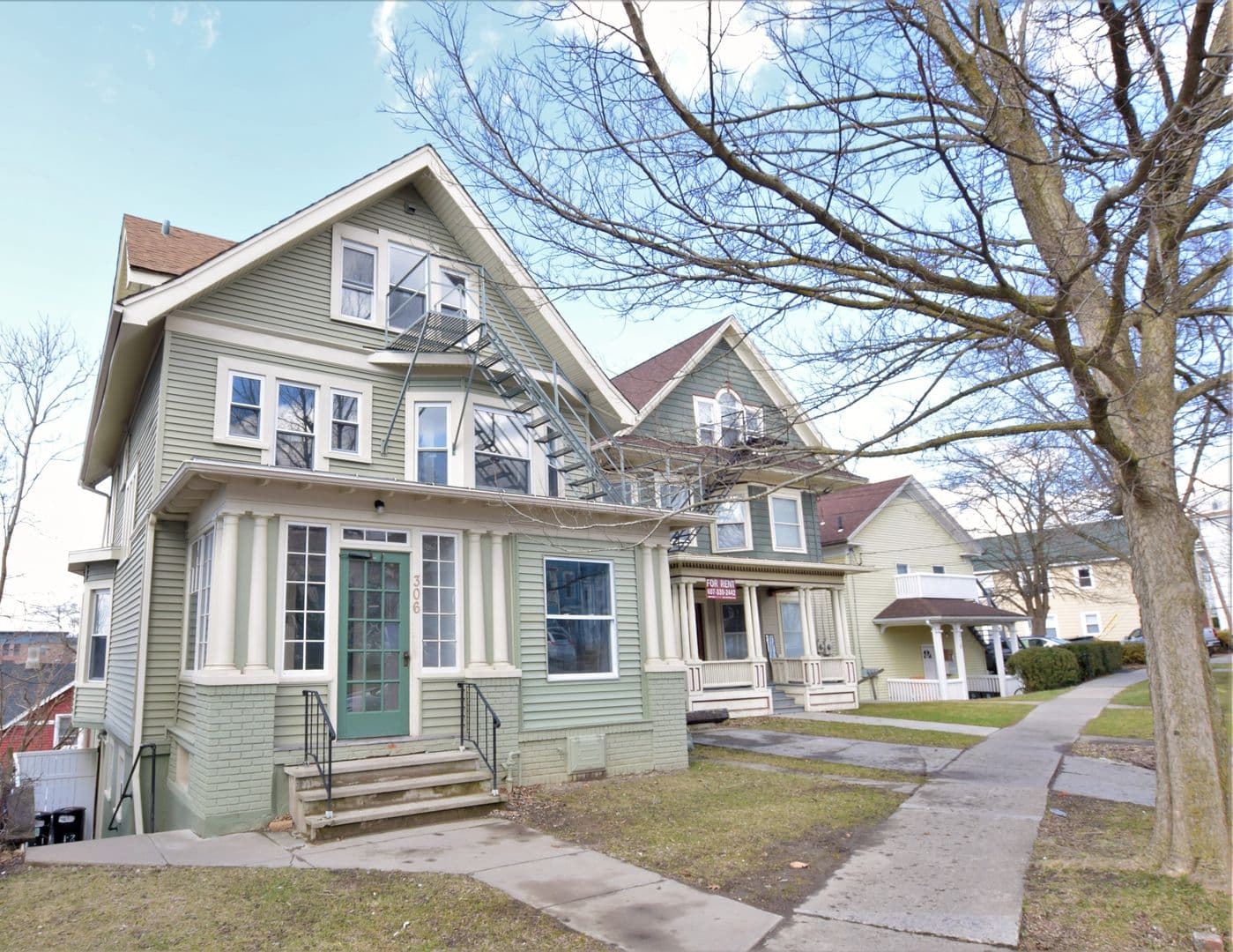 Ithaca Apartment: 306 Bryant Ave