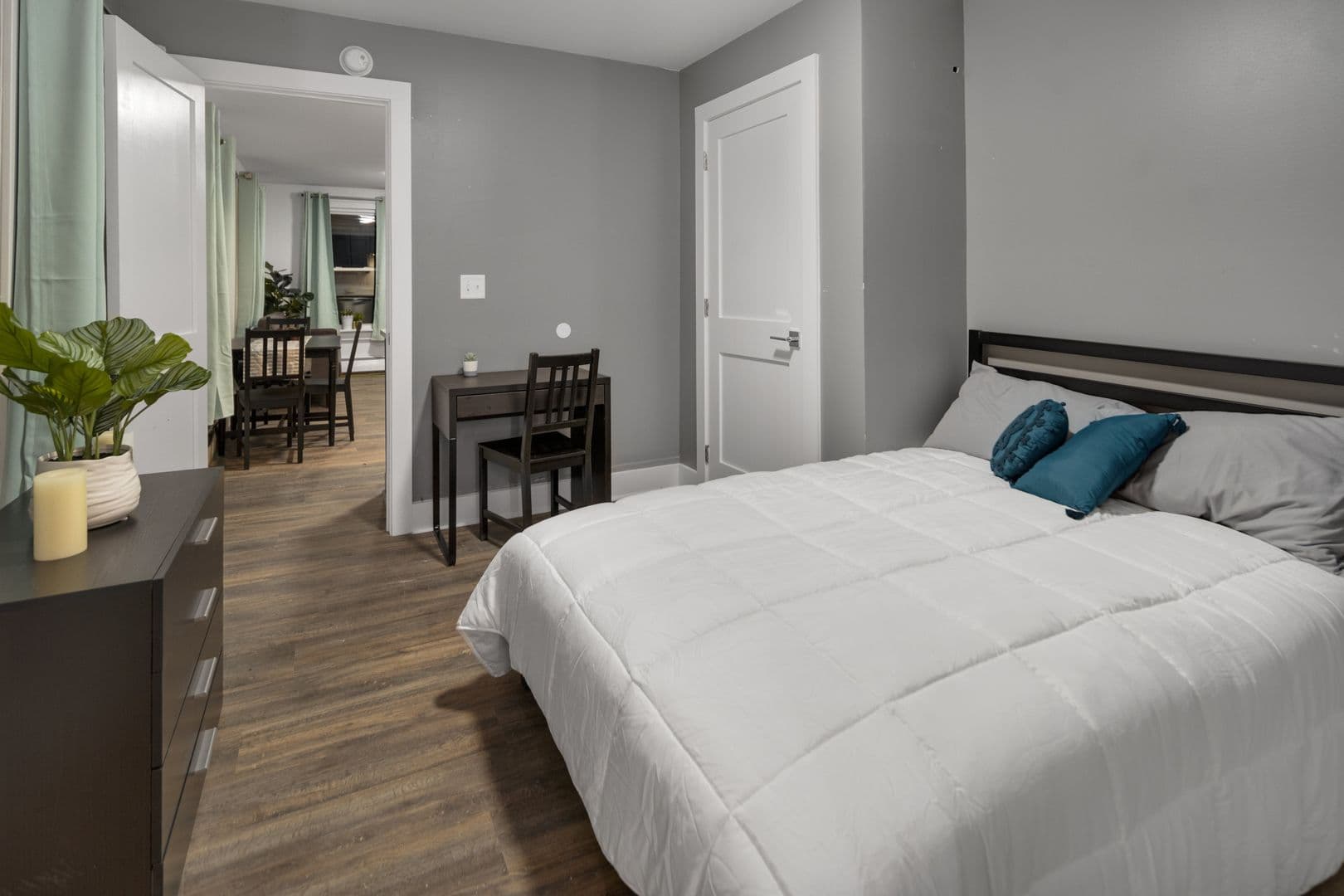 Ithaca Apartment: 518 Linn St