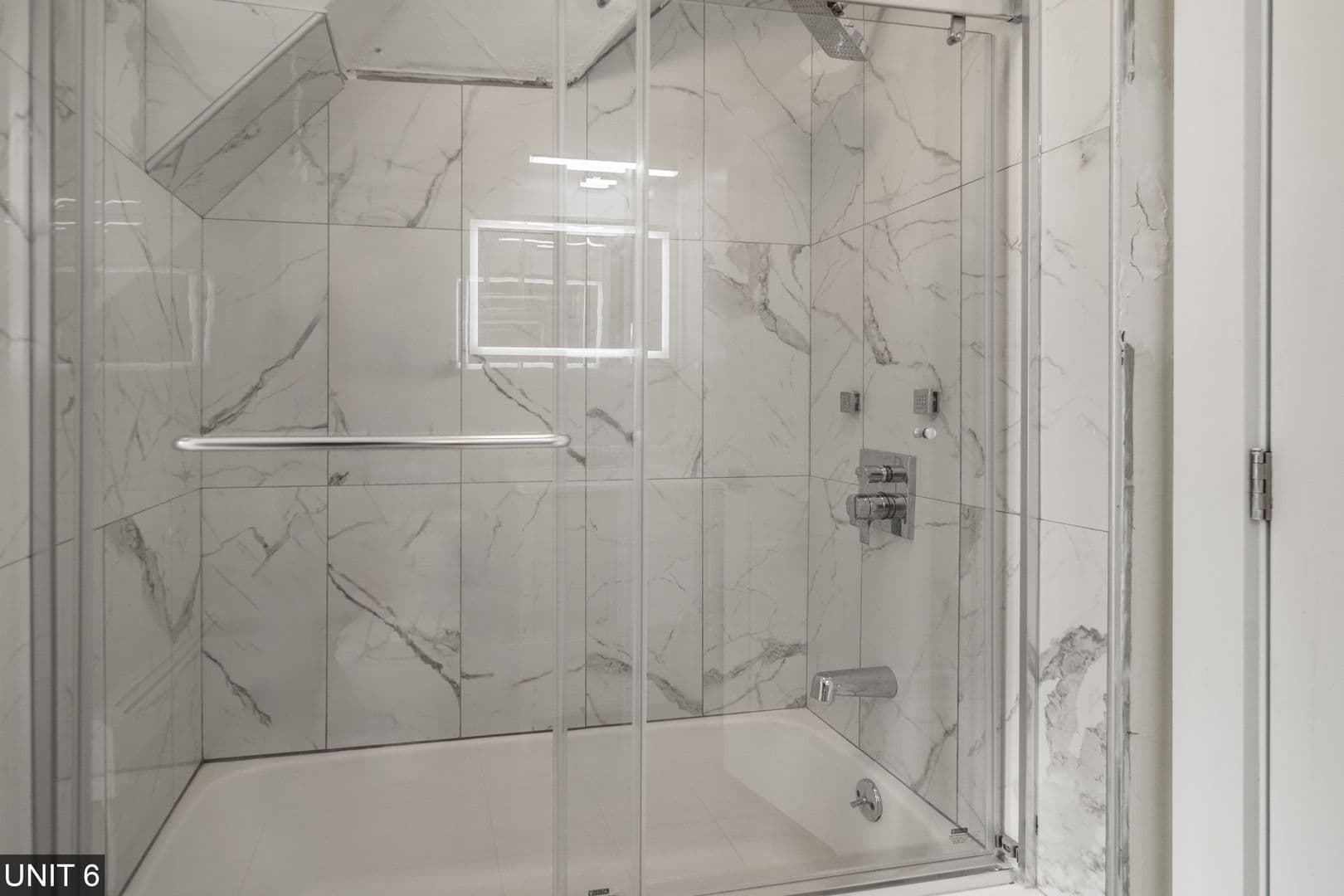 Ithaca Apartment: 104 Harvard Pl