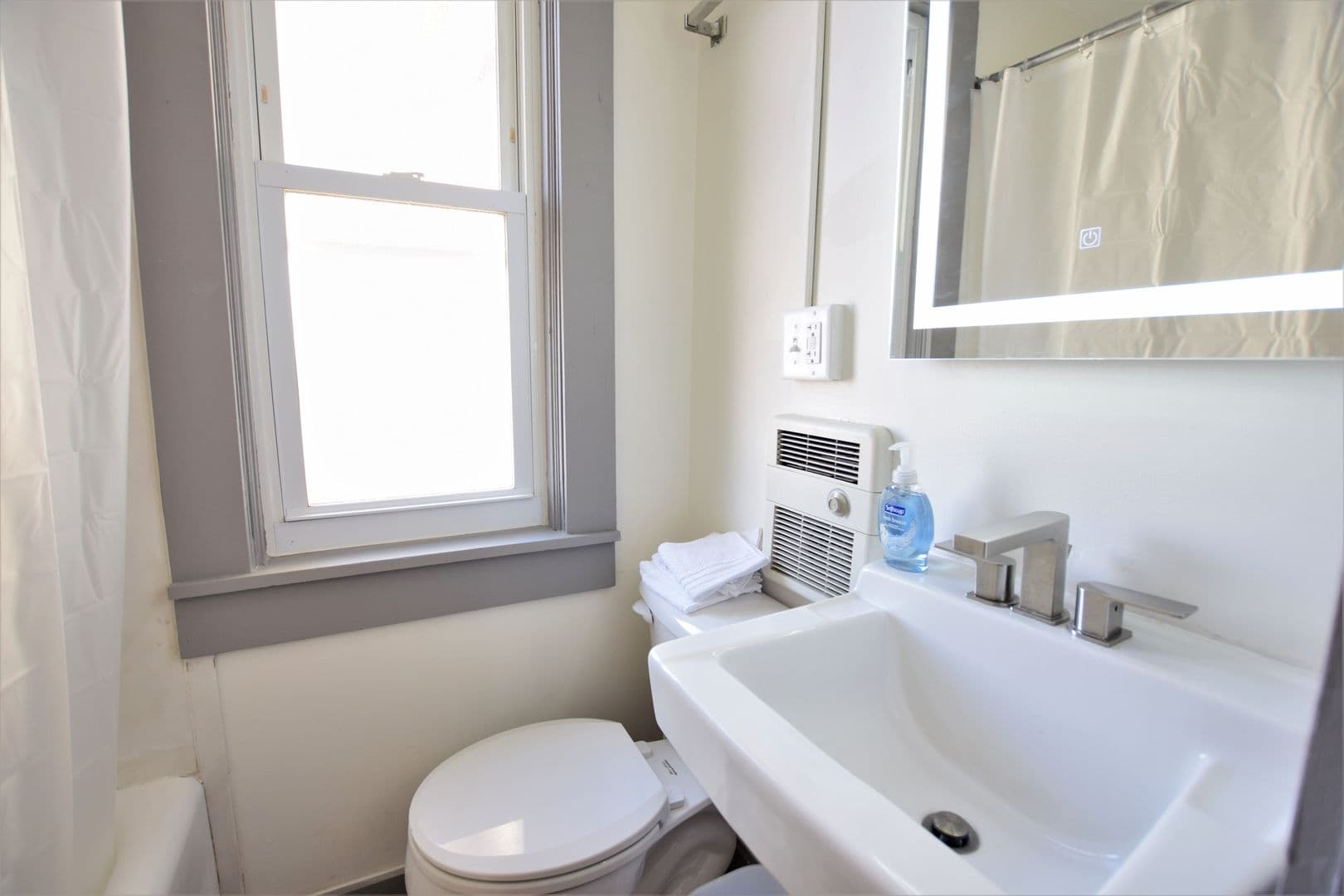 Ithaca Apartment: 306 Bryant Ave