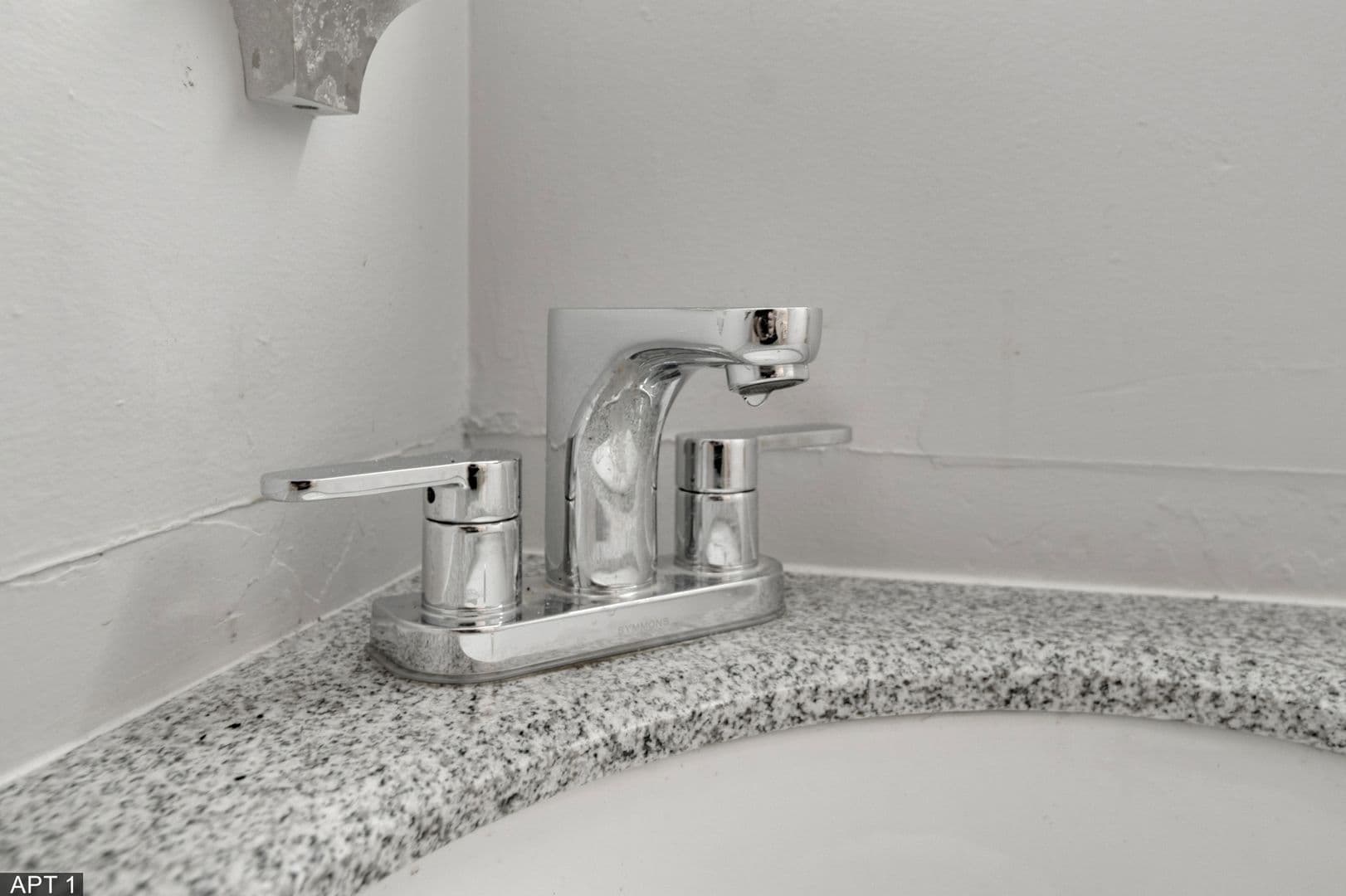 Ithaca Apartment: 711 E Seneca St