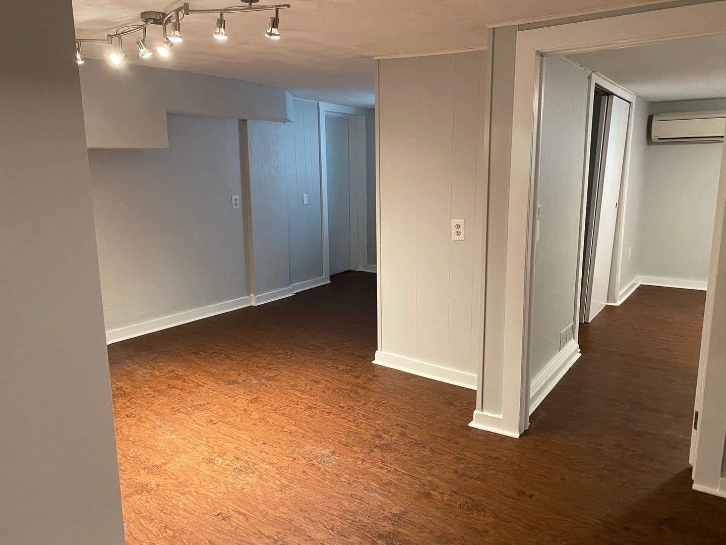 Ithaca Apartment: 1002 N. Aurora St.