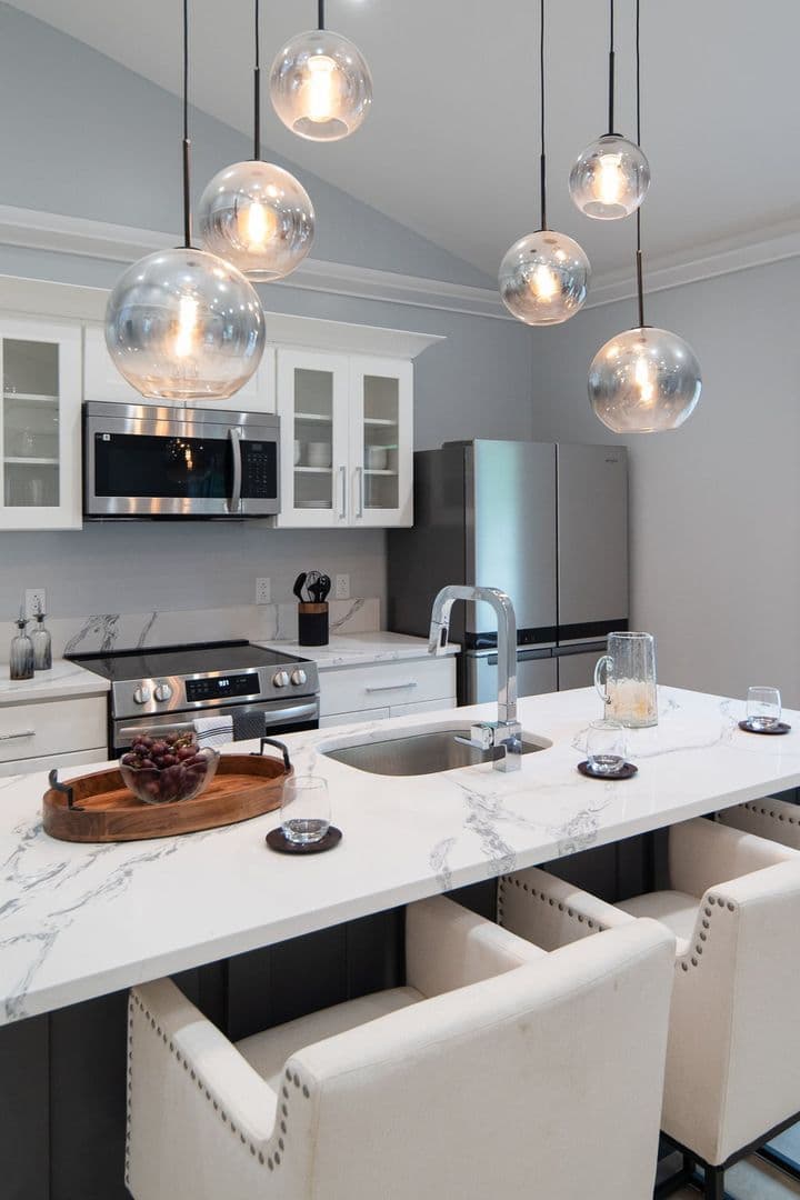 Ithaca Apartment: 601 E State St