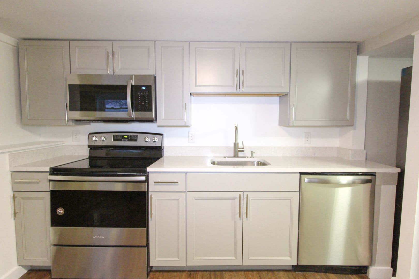 Ithaca Apartment: 230 Bryant Ave