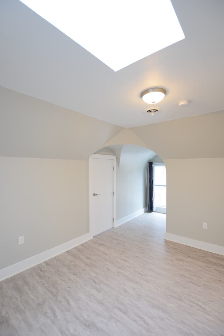 Ithaca Apartment: 1002 N. Aurora St.