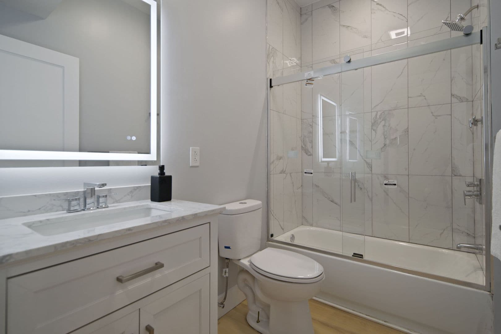 Ithaca Apartment: 601 E State St