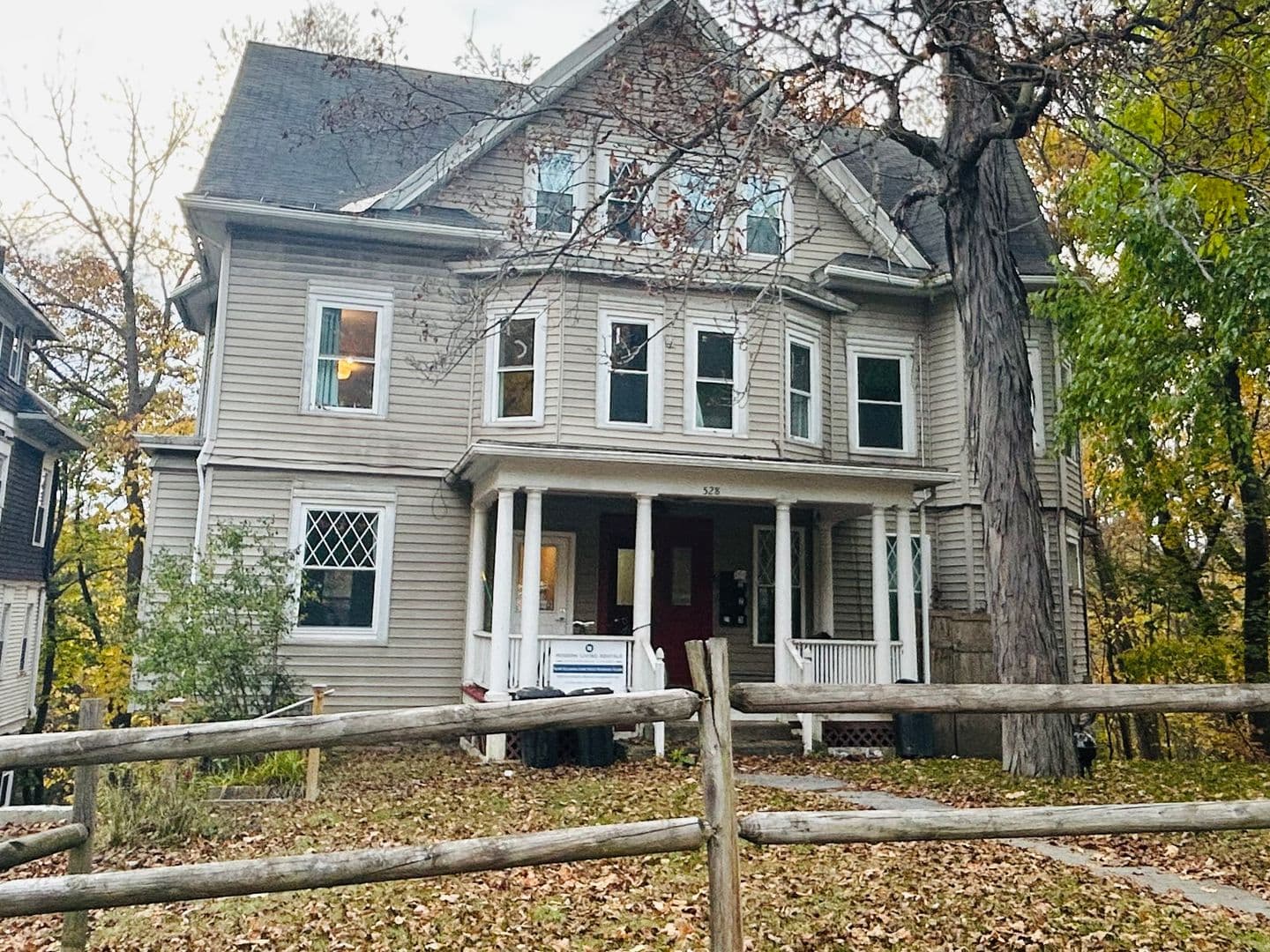 Ithaca Apartment: 522 Stewart Ave