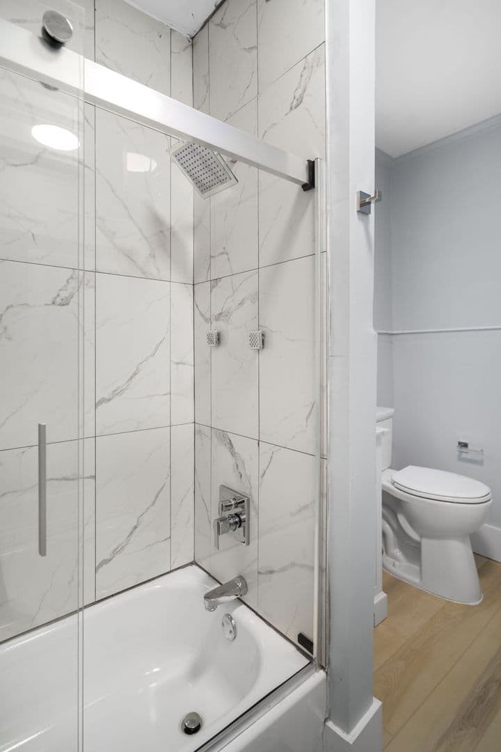 Ithaca Apartment: 104 Harvard Pl