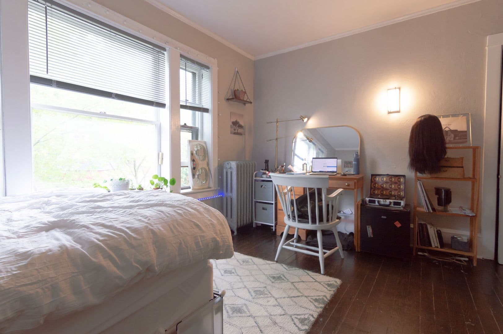 Ithaca Apartment: 609 E State St
