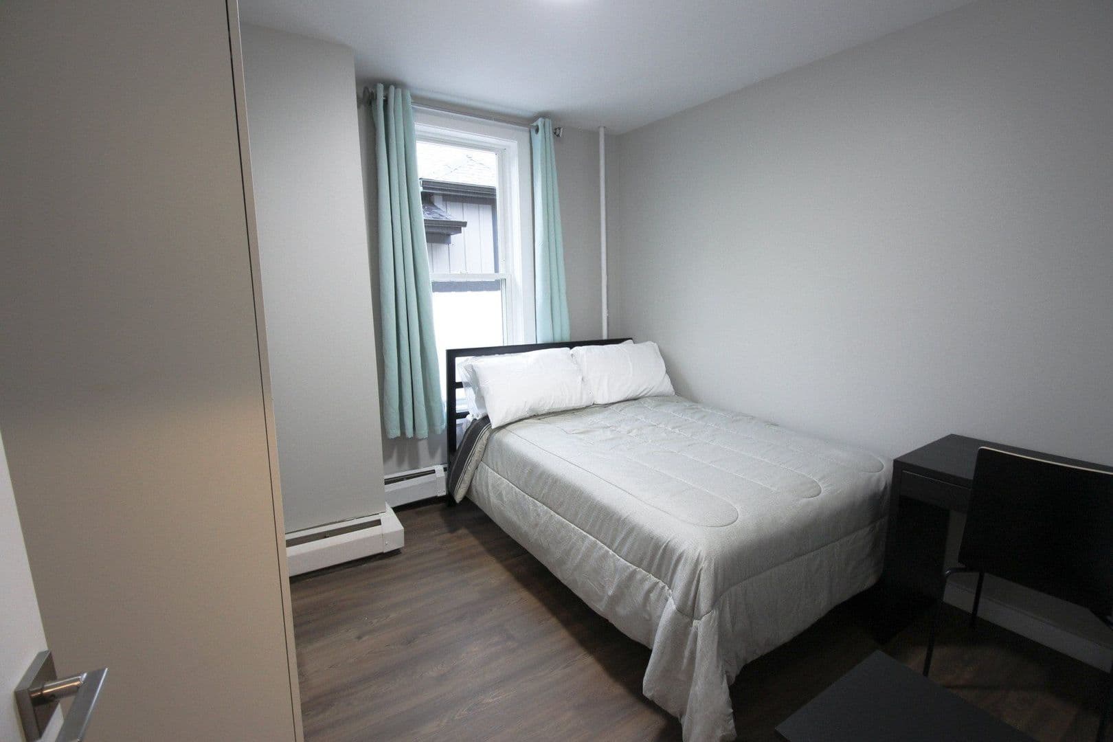 Ithaca Apartment: 522 Stewart Ave