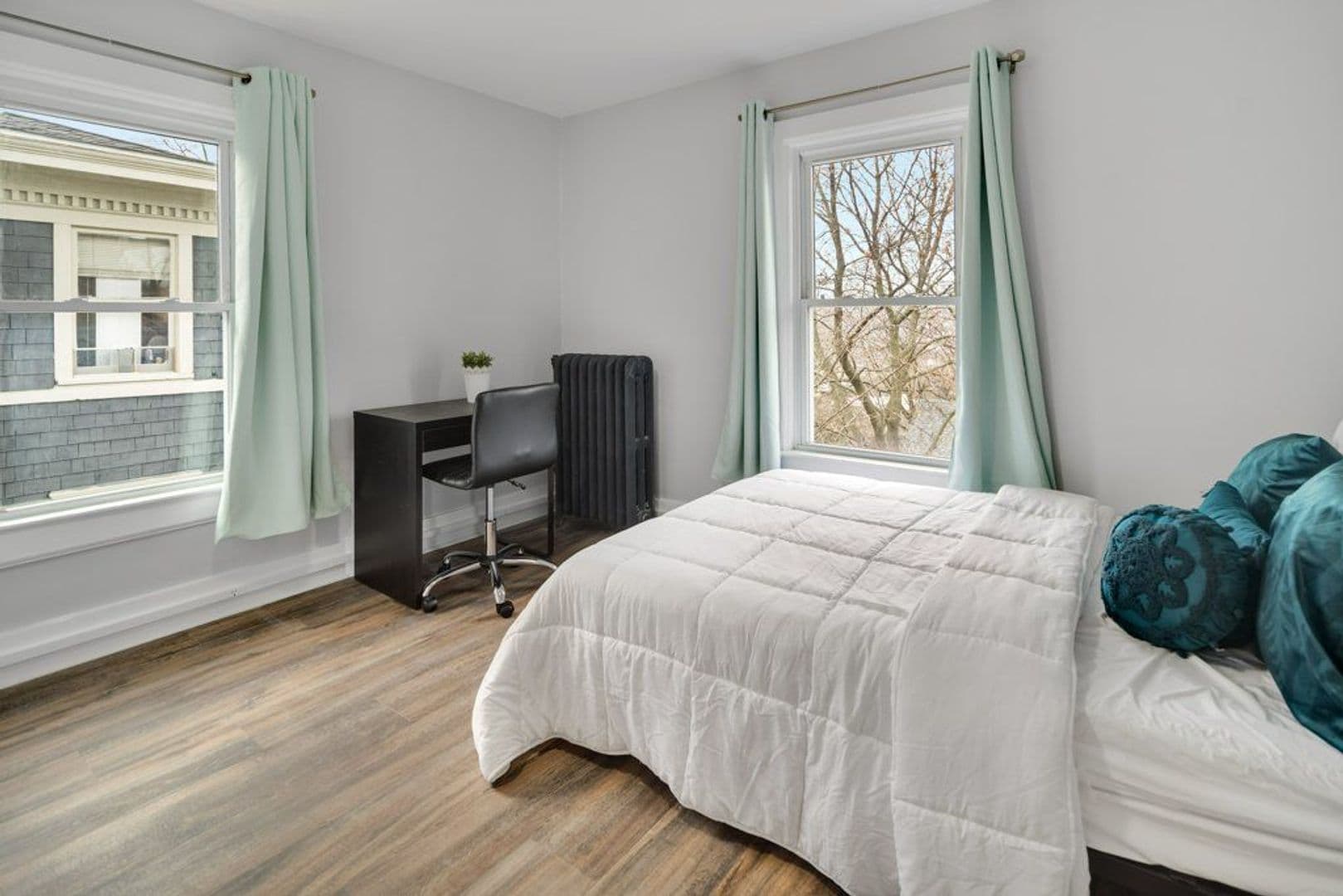 Ithaca Apartment: 105 Highland Place