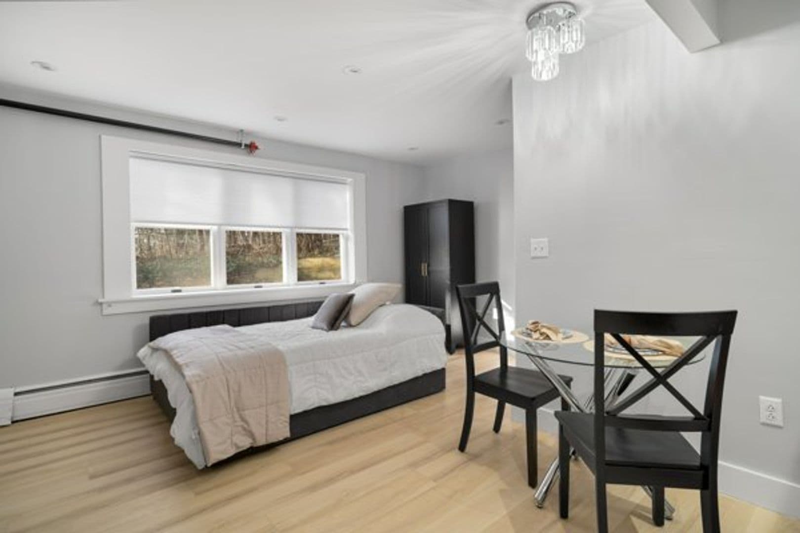 Ithaca Apartment: 504 Stewart Ave