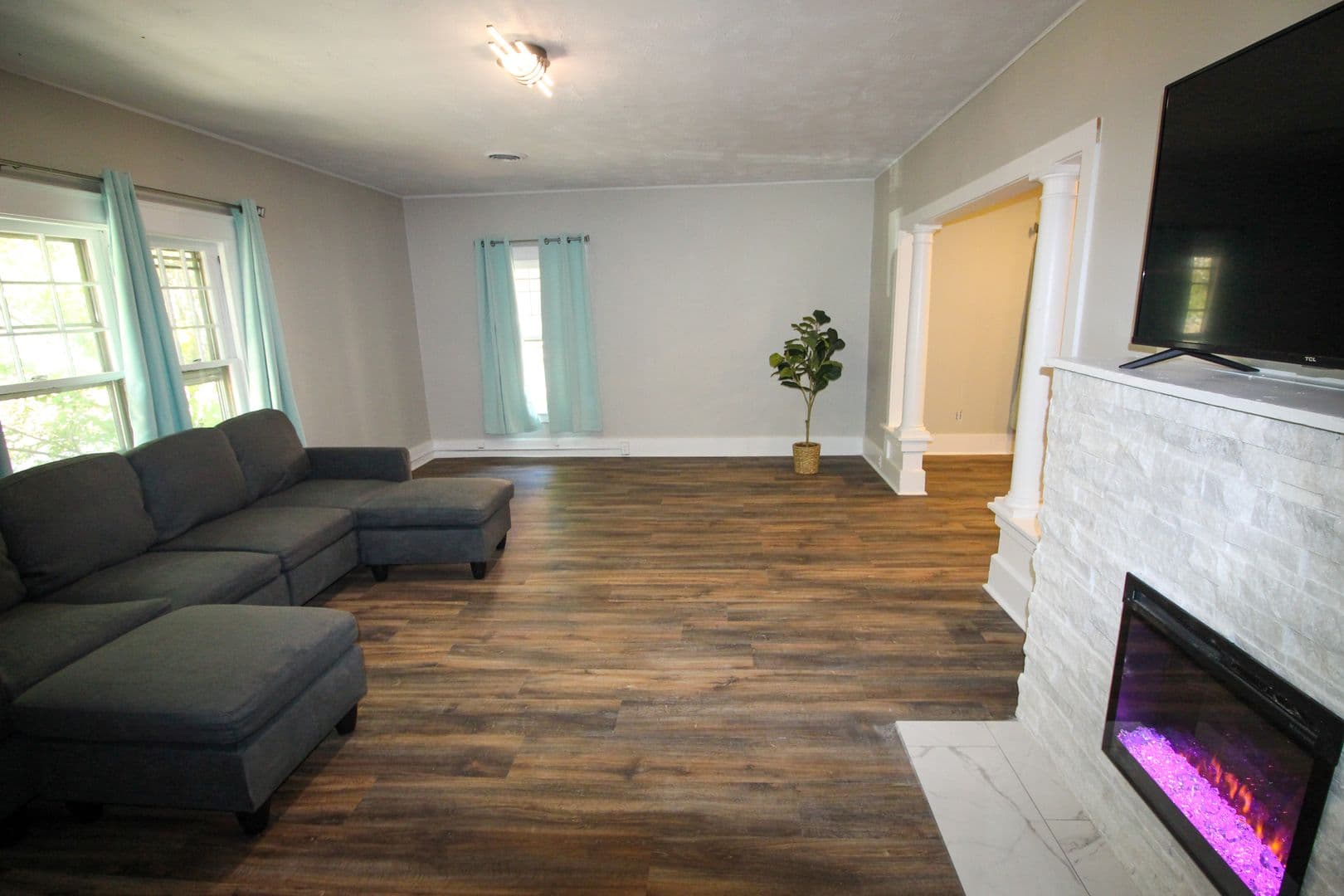 Ithaca Apartment: 613 E State St