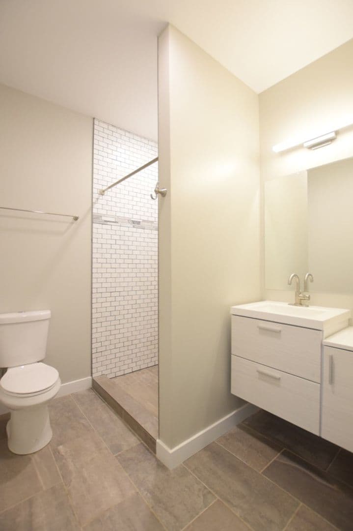 Ithaca Apartment: 217 Columbia St.