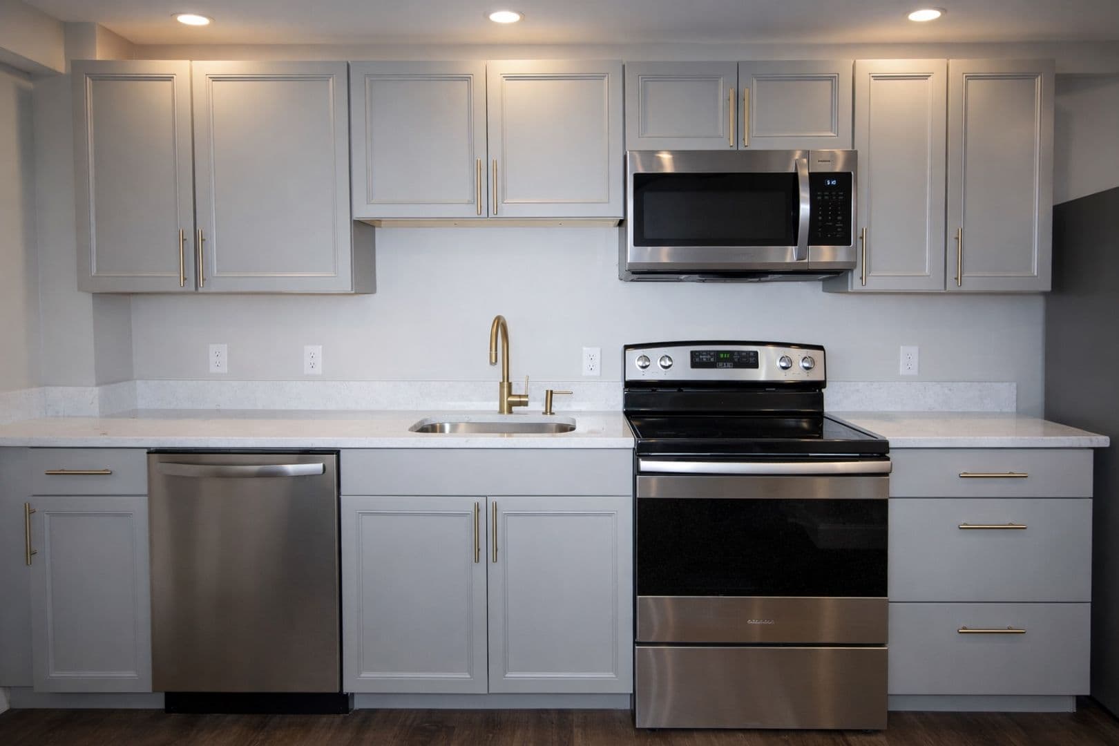 Ithaca Apartment: 230 Bryant Ave