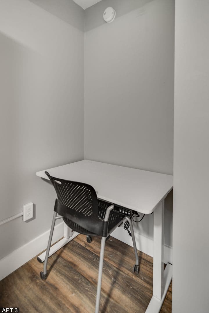 Ithaca Apartment: 711 E Seneca St