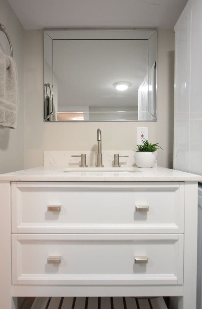 Ithaca Apartment: 1002 N. Aurora St.